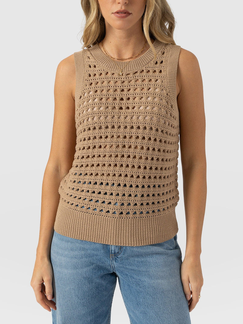 Adler Sleeveless Knit Camel - Women's Vests | Saint + Sofia® US