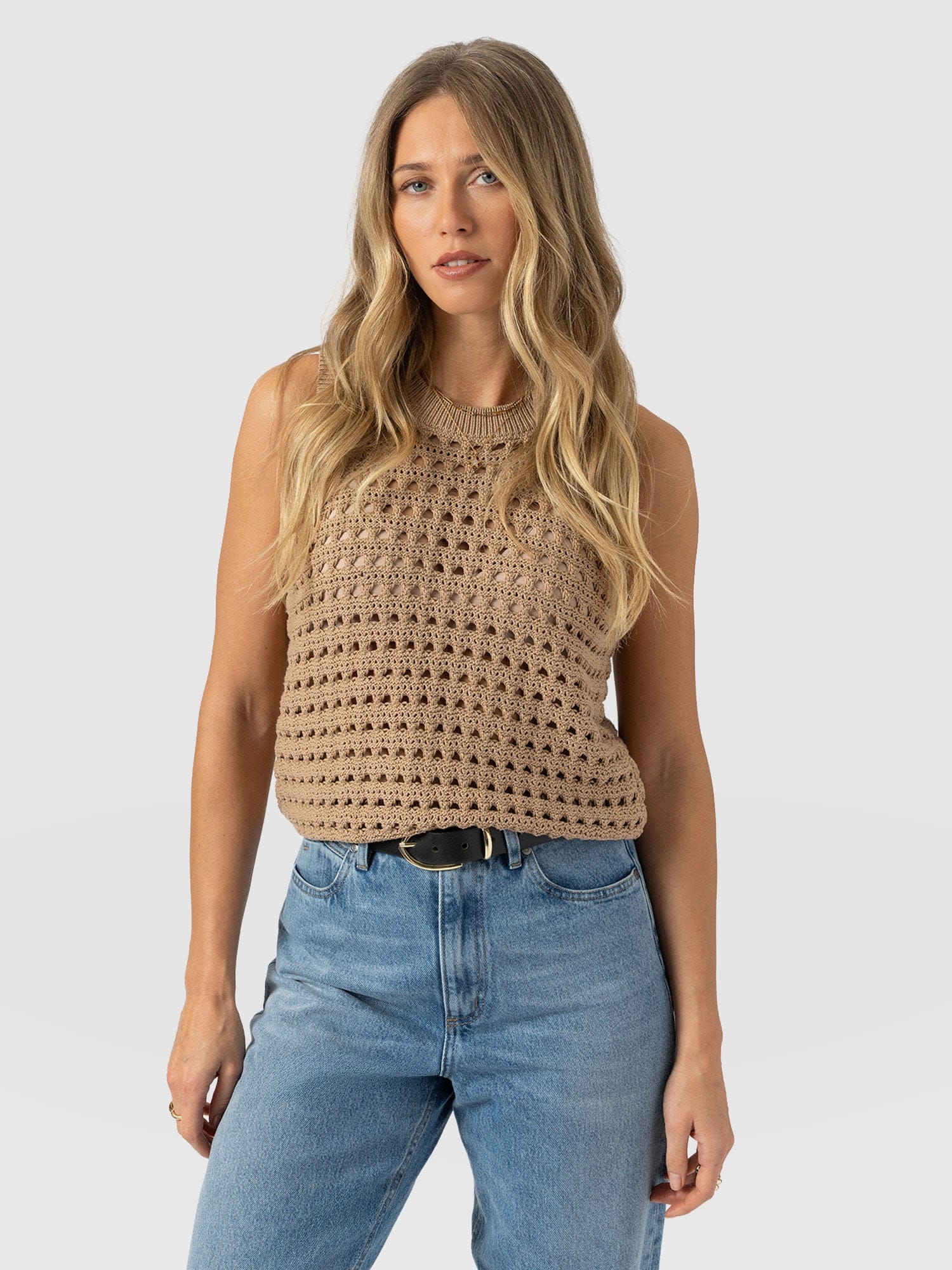 Adler Sleeveless Knit Camel - Women's Vests | Saint + Sofia® US