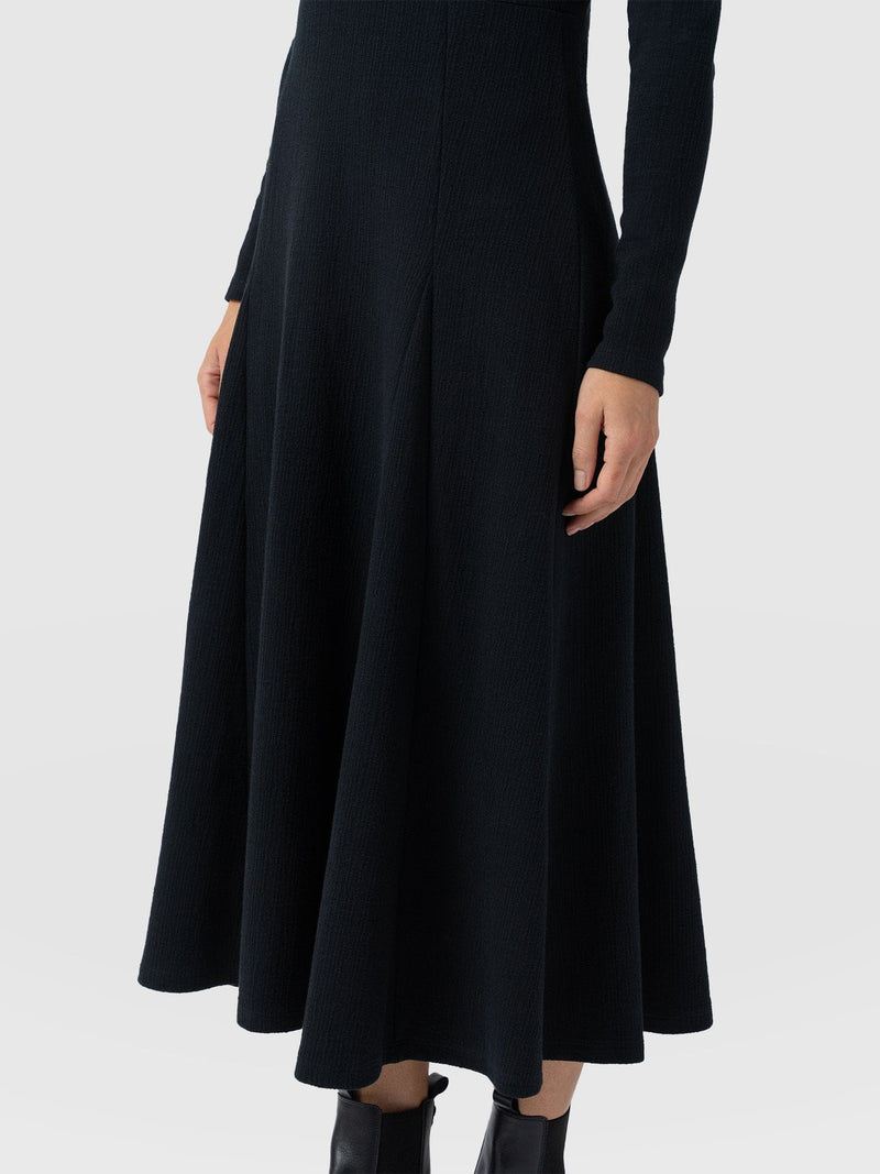 Akia Long Sleeve Dress - Black - Women's Dresses | Saint + Sofia® USA
