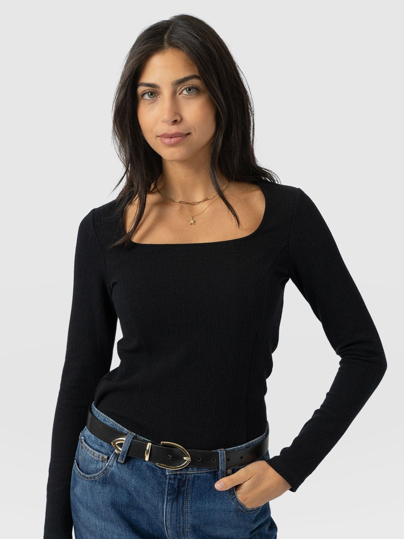 Akia Long Sleeve Tee - Black - Women's T-shirts | Saint + Sofia® USA