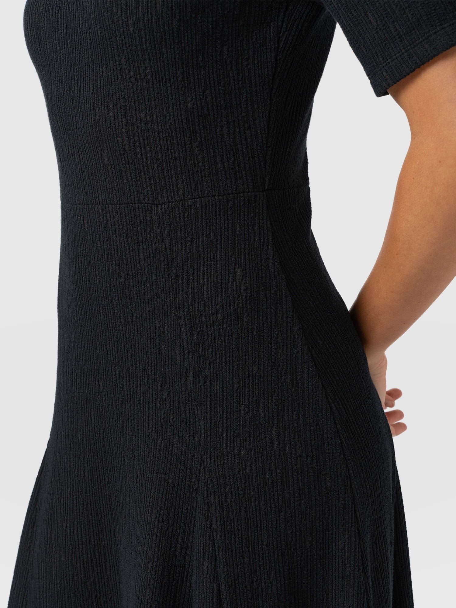 Akia Short Sleeve Dress - Black Textured - Women's Dresss | Saint + Sofia® USA