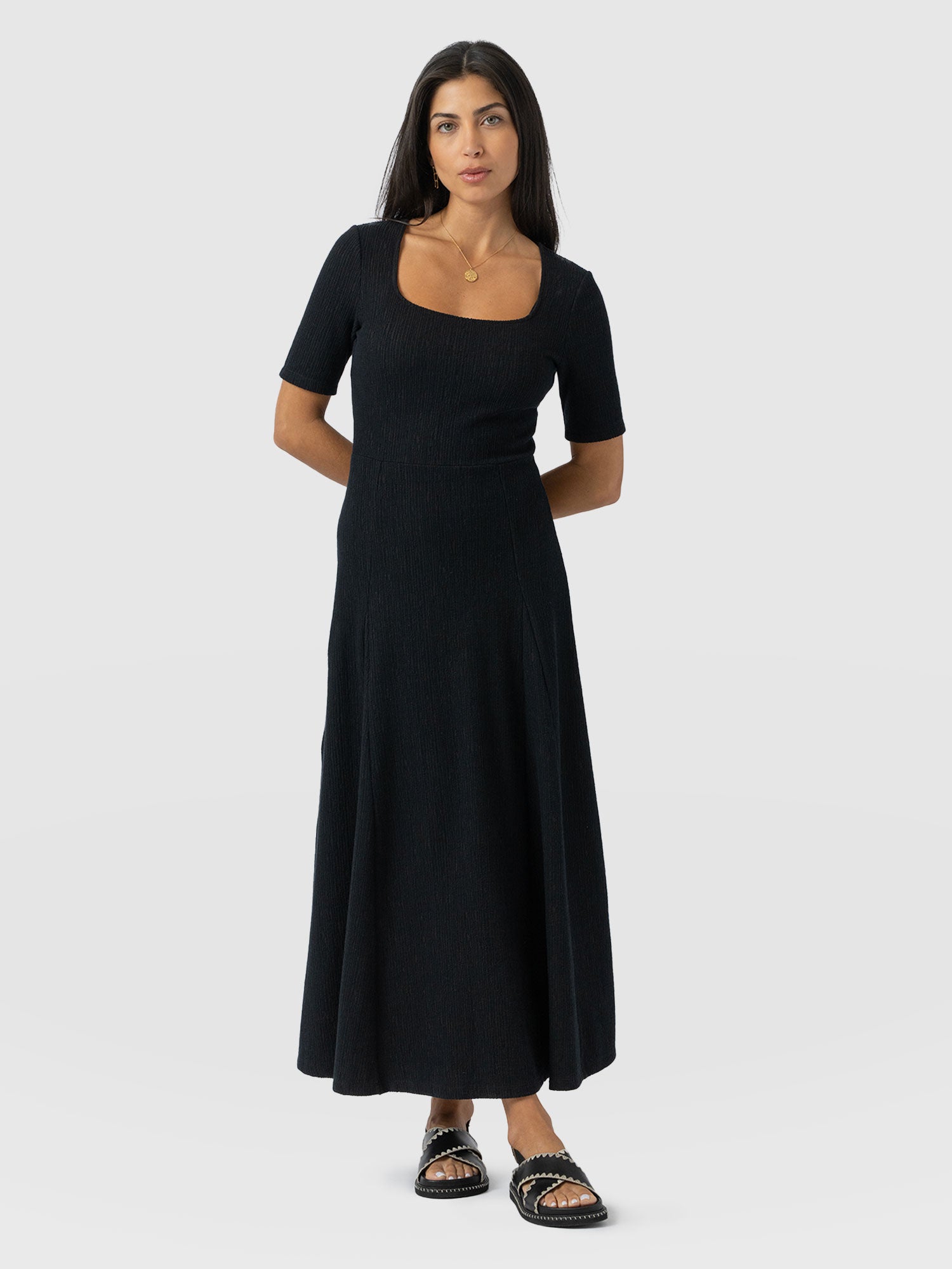 Akia Short Sleeve Dress - Black Textured - Women's Dresss | Saint + Sofia® USA