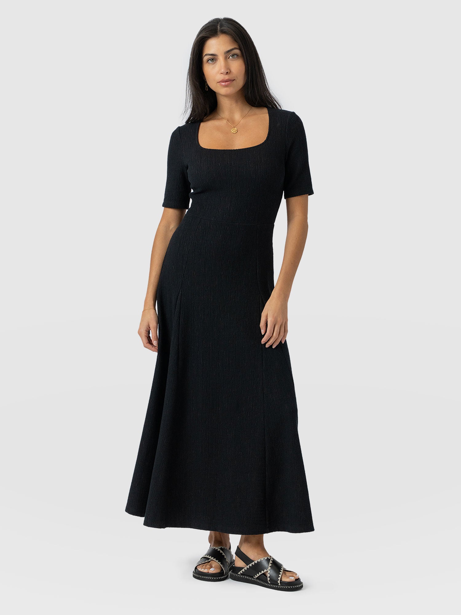 Akia Short Sleeve Dress - Black Textured - Women's Dresss | Saint + Sofia® USA