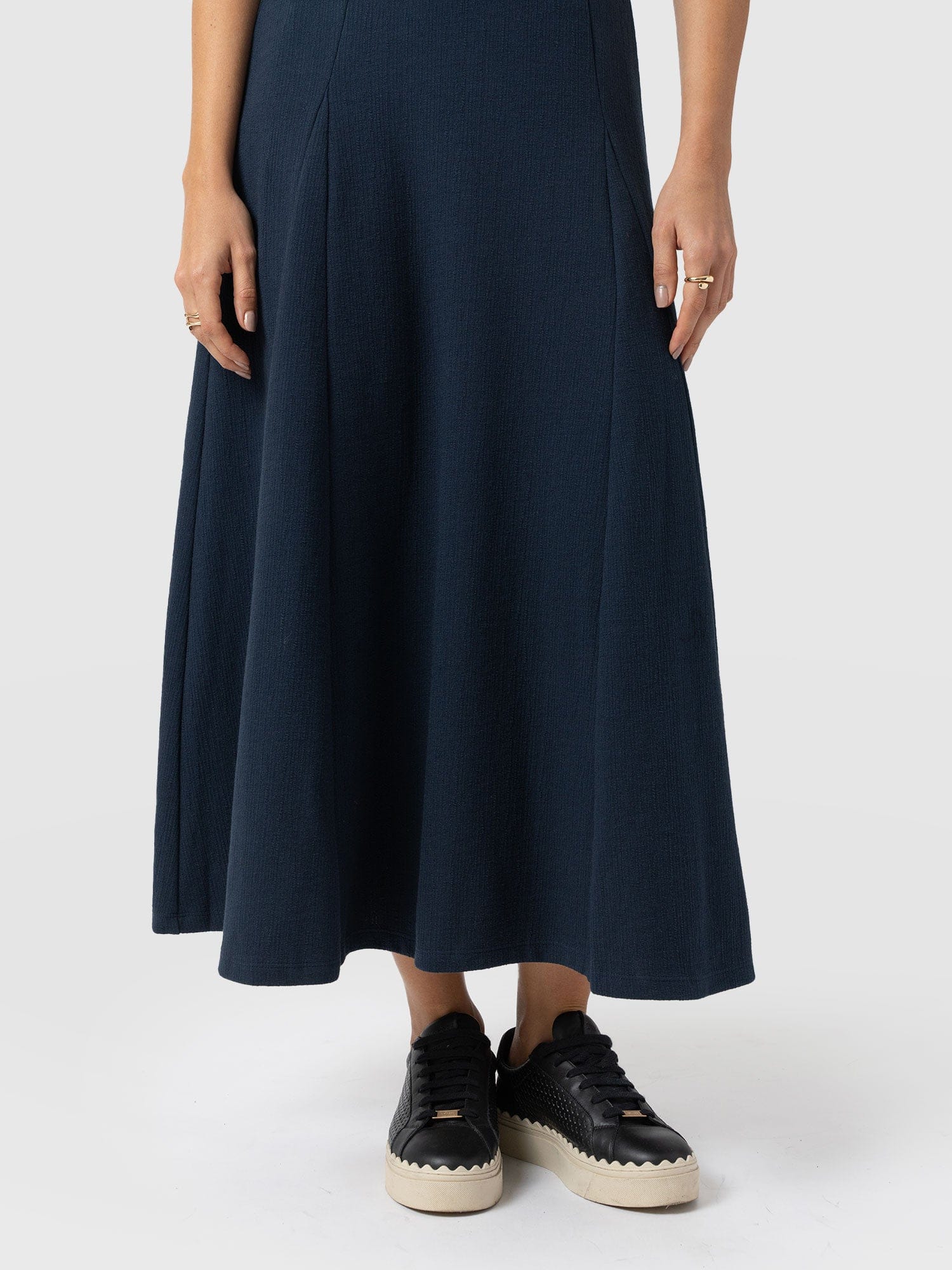 Akia Short Sleeve Dress - Navy Textured - Women's Dresses | Saint + Sofia® USA