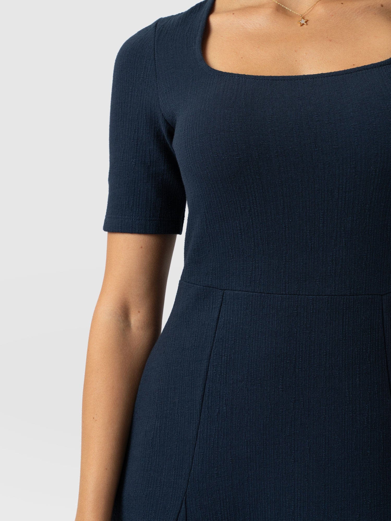 Akia Short Sleeve Dress - Navy Textured - Women's Dresses | Saint + Sofia® USA