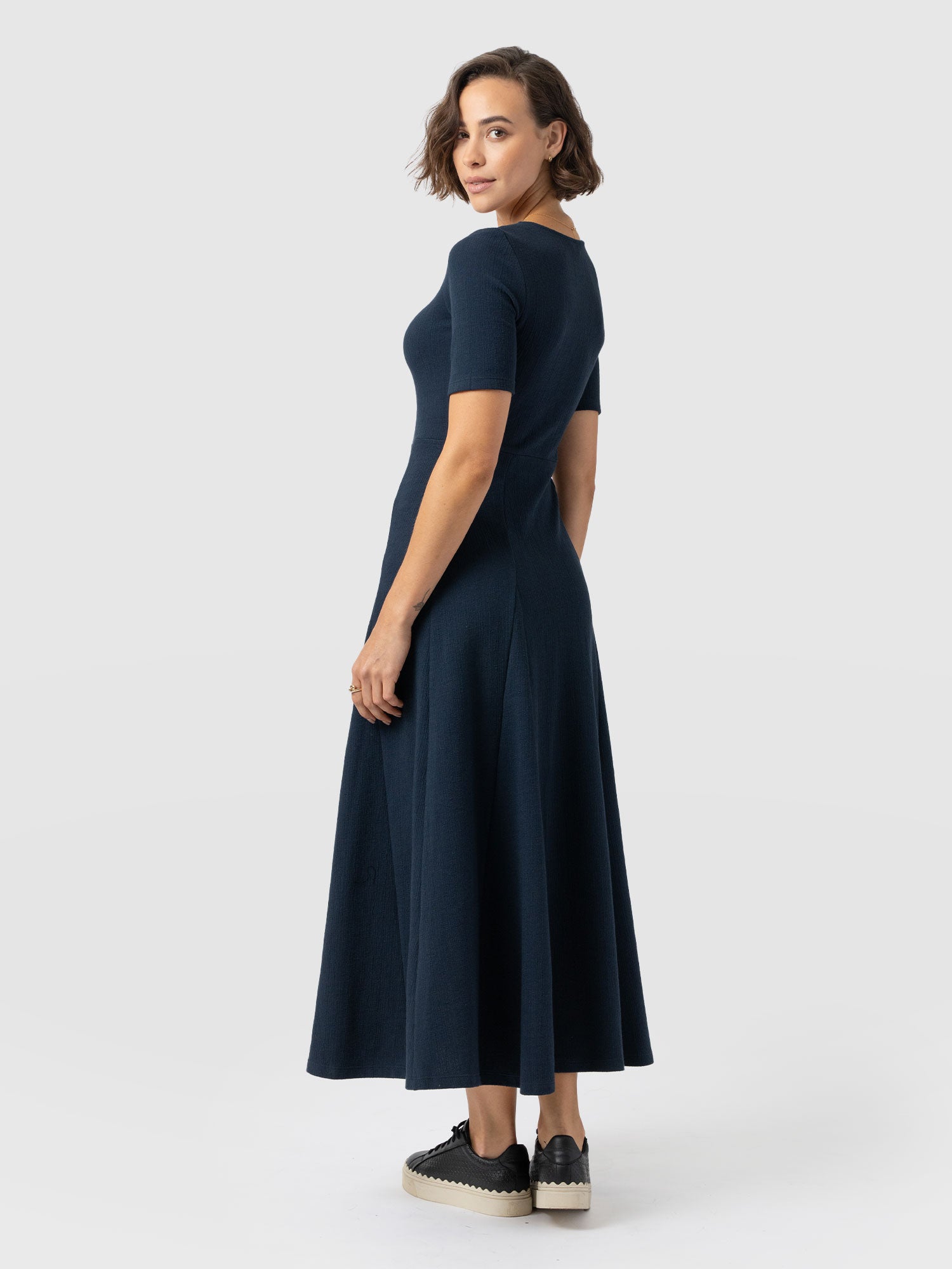 Akia Short Sleeve Dress - Navy Textured - Women's Dresses | Saint + Sofia® USA