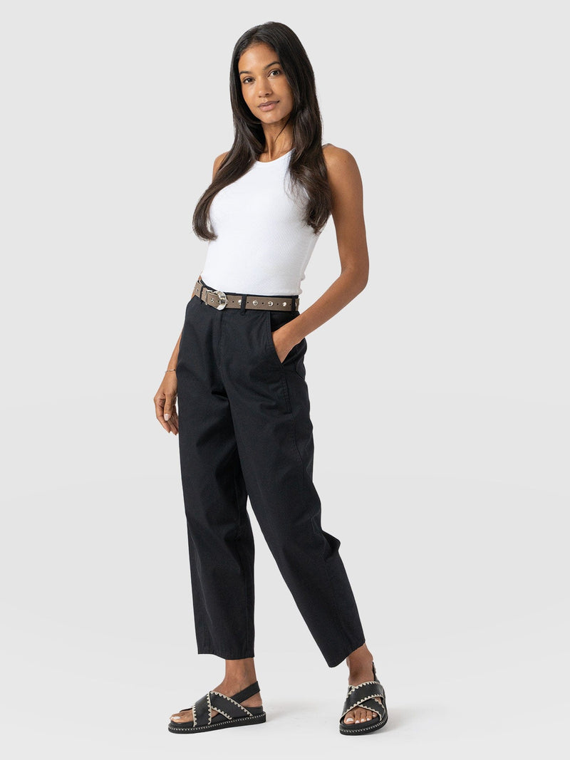 Alma Barrel Leg Chino Black - Women's Pants | Saint + Sofia® US