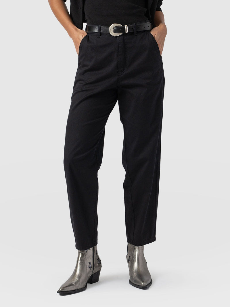 Alma Barrel Leg Chino Black - Women's Pants | Saint + Sofia® US