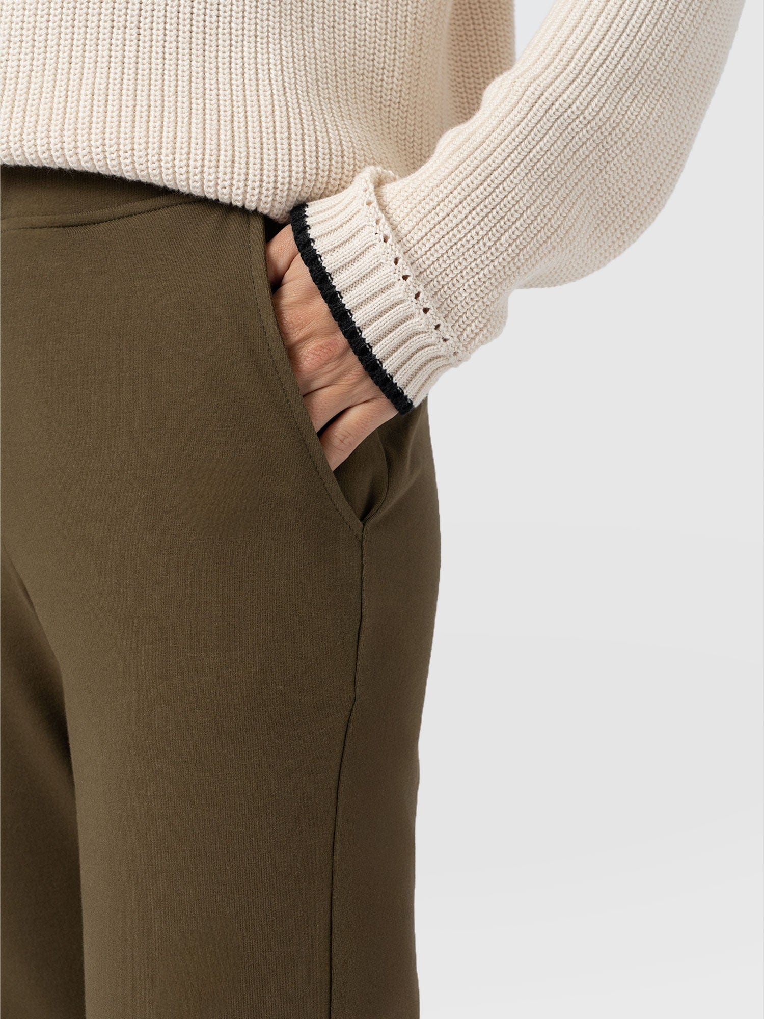 Apartment Pant Khaki - Women's Pants | Saint + Sofia® US