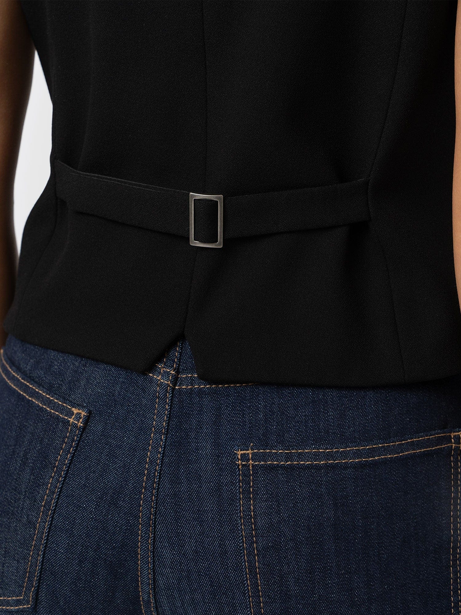 Astrid Vest Black - Women's Blazers | Saint + Sofia® USA