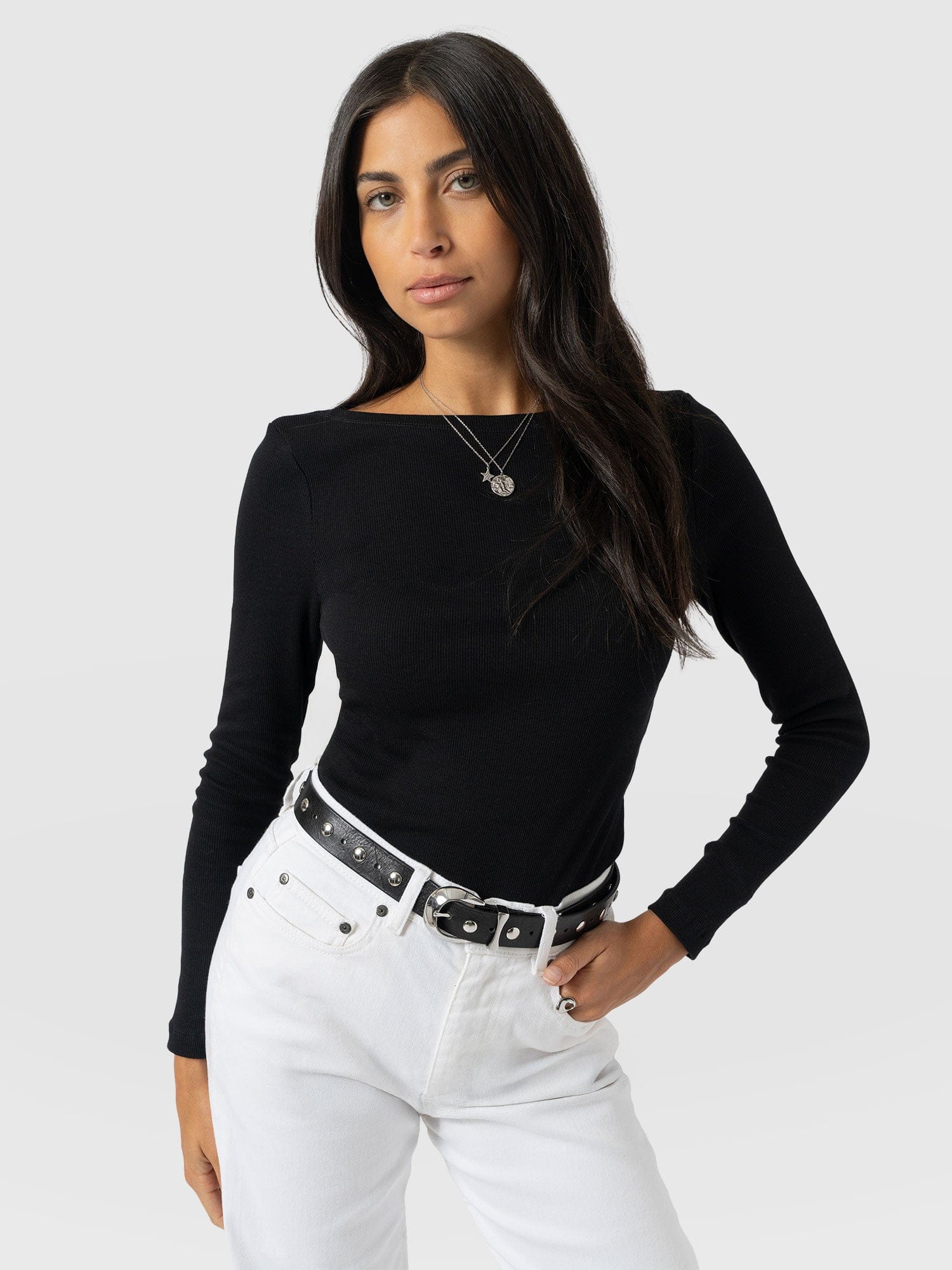 Austen Boat Neck Long Sleeve Tee - Black - Women's T-shirts | Saint + Sofia® USA