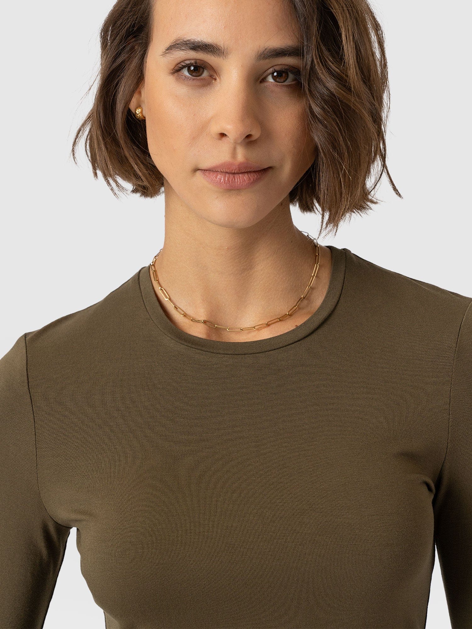 Austen Crew Neck Long Sleeve Tee Khaki - Women's Tops | Saint + Sofia® US