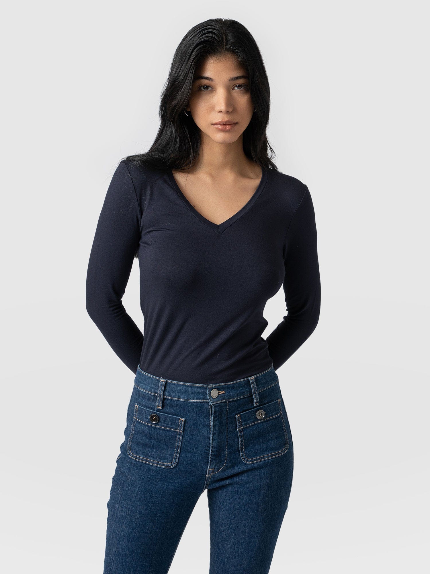 Austen V Neck Tee Navy - Women's T-Shirts | Saint + Sofia® USA