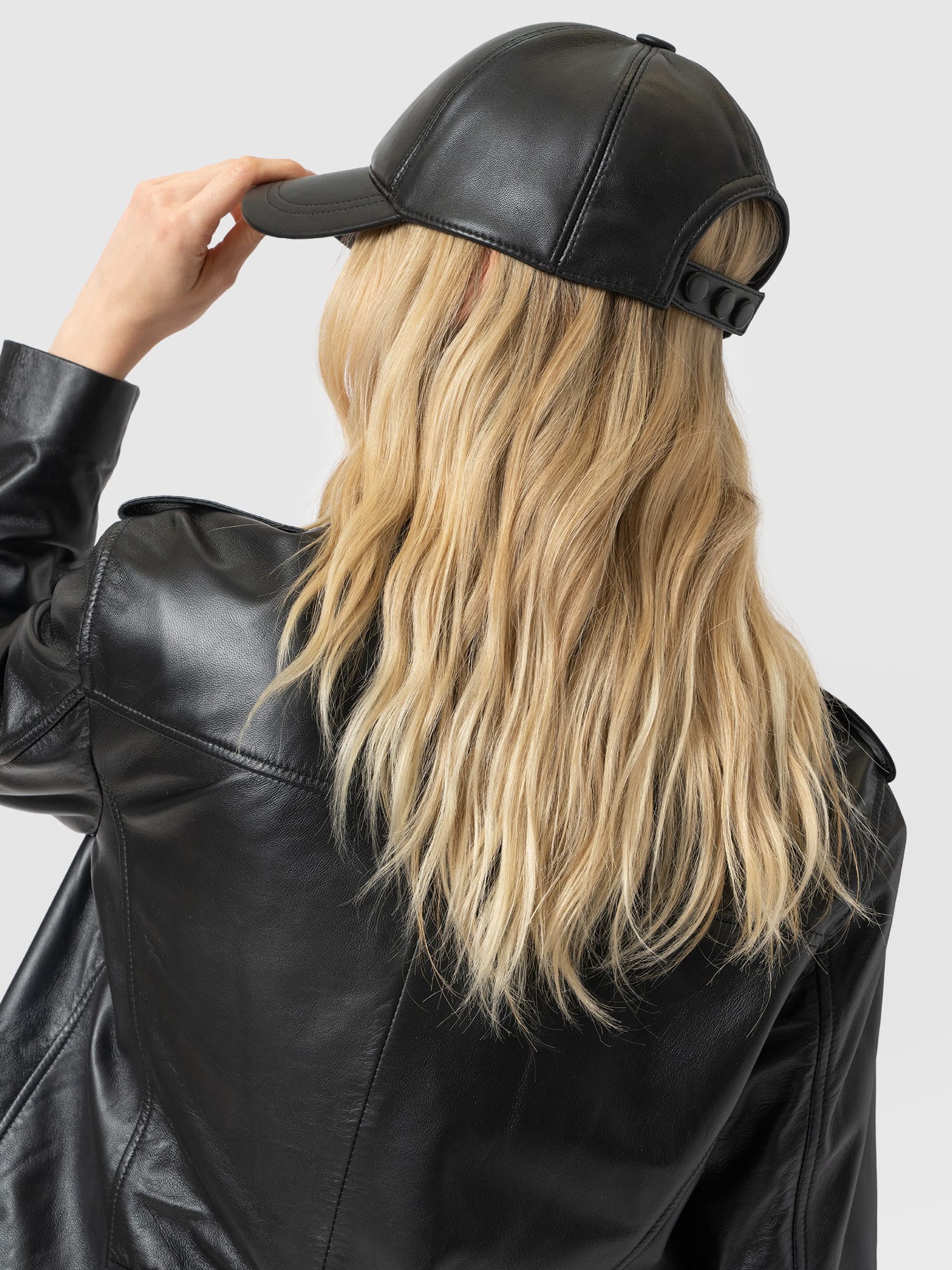 Avalon Leather Baseball Cap Black - Women's Hats | Saint and Sofia® USA