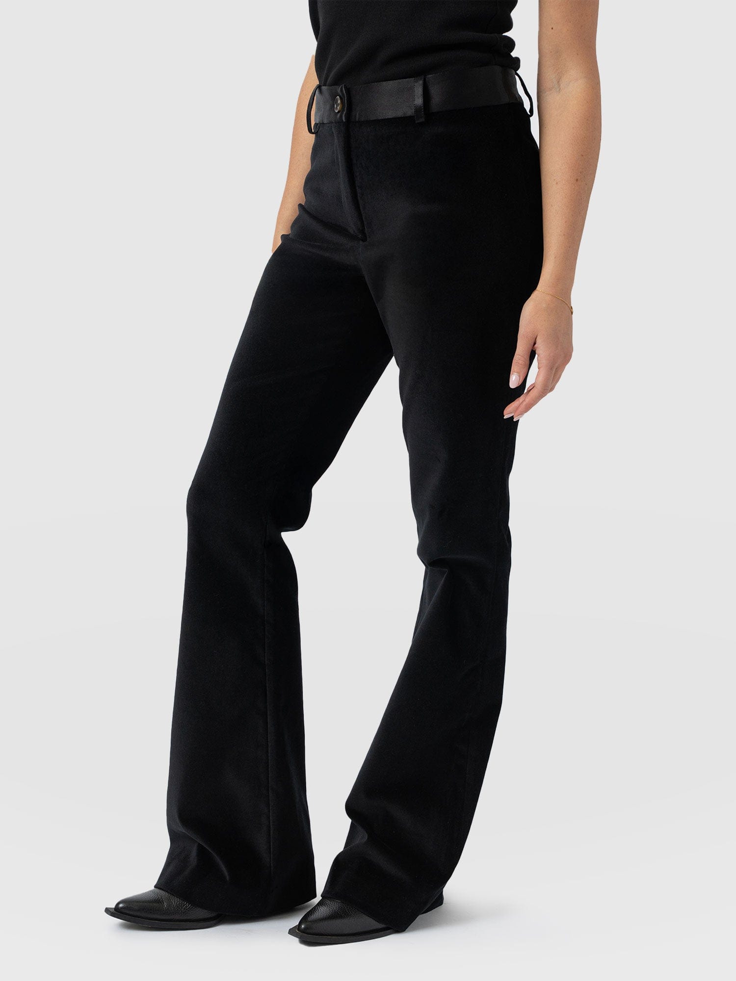 Axel Flared Pant - Black Velvet - Women's Pants | Saint + Sofia® USA