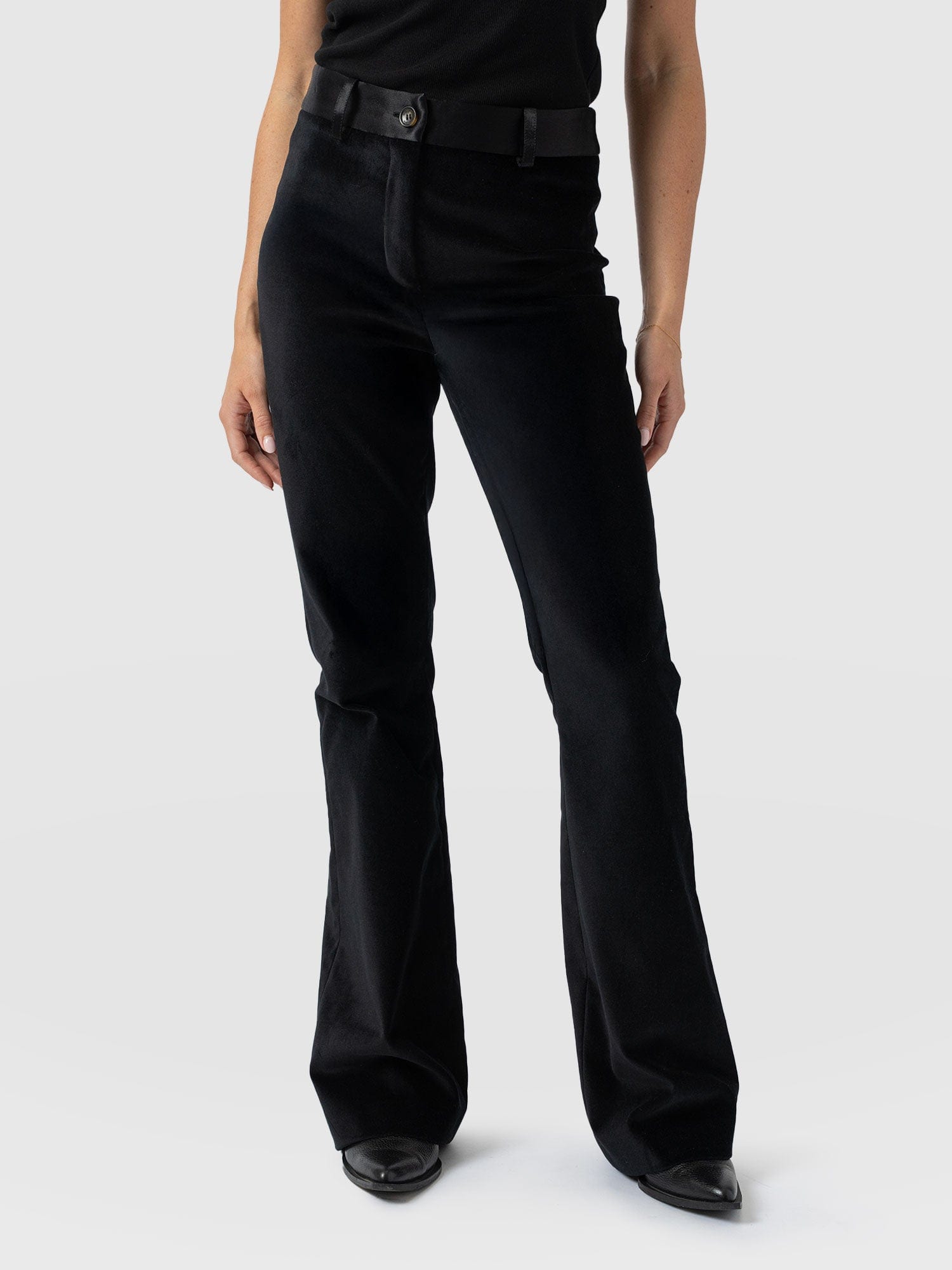 Axel Flared Pant - Black Velvet - Women's Pants | Saint + Sofia® USA