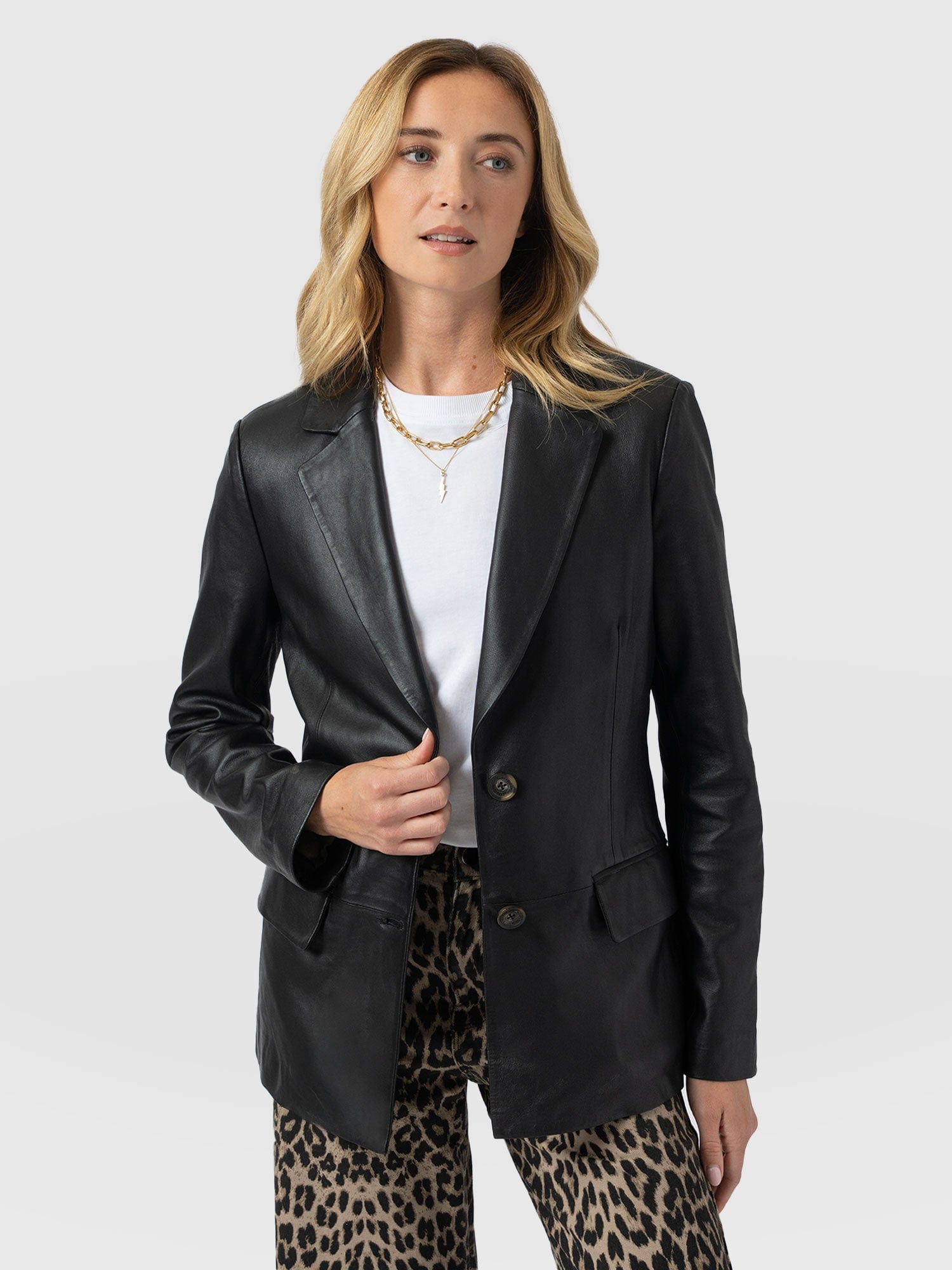 Axel Single Breasted Blazer - Black Leather - Women's Leathers | Saint + Sofia® USA