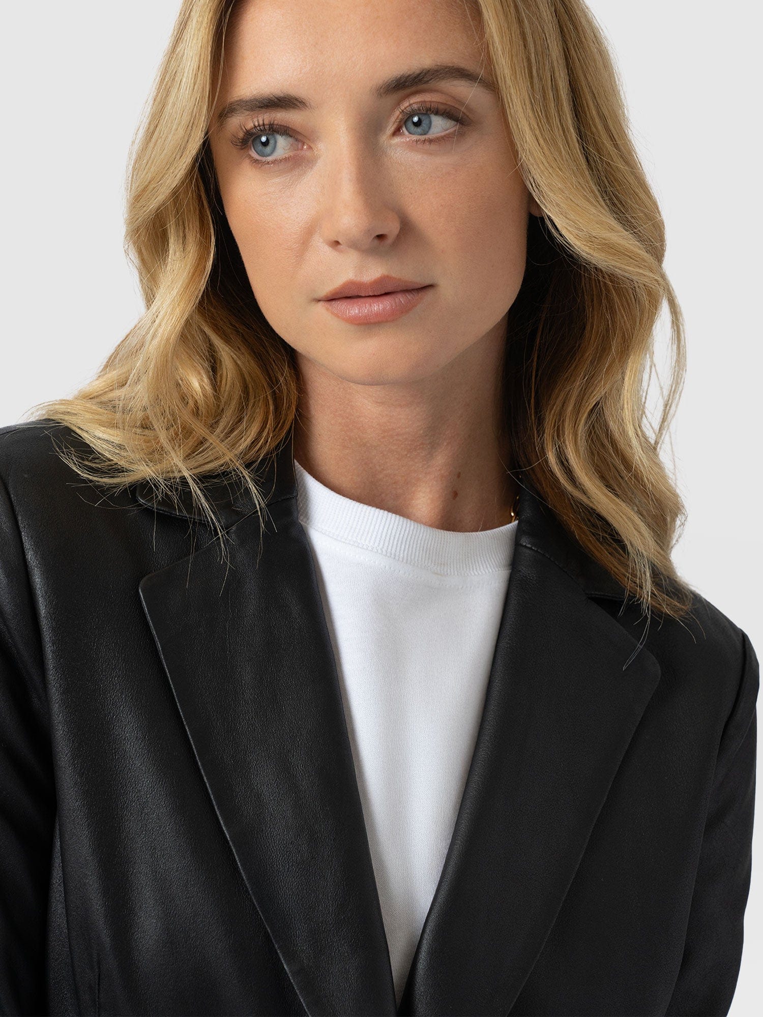 Axel Single Breasted Blazer - Black Leather - Women's Leathers | Saint + Sofia® USA