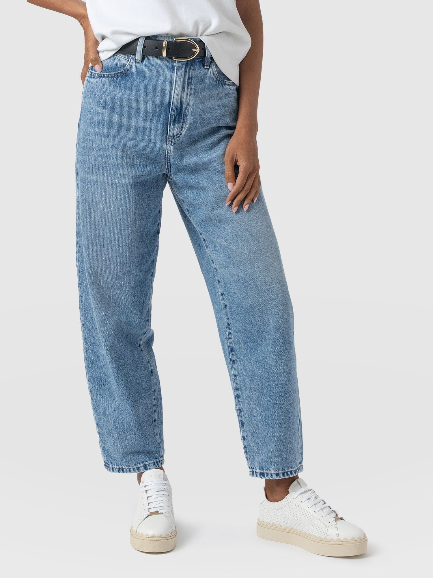 Barrel Leg Jean - Light Blue - Women's Denims | Saint + Sofia® USA