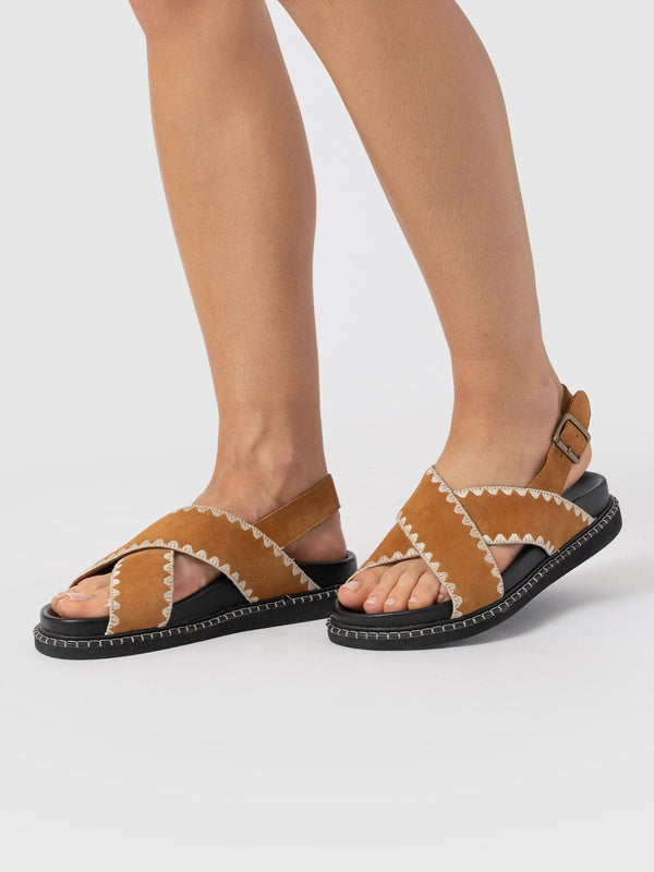 Bonnie Cross Over Sandals - Tan - Women's Shoes | Saint + Sofia® USA