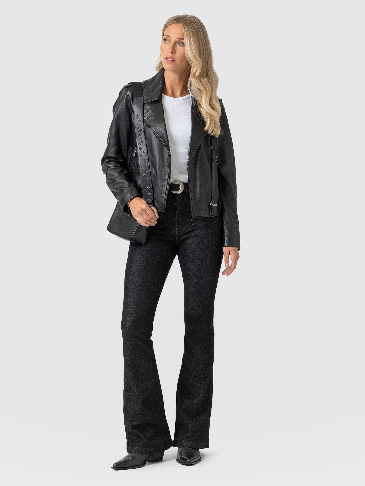 Bowie Stretch Flare Jeans Black Wash - Women's Jeans | Saint + Sofia® USA