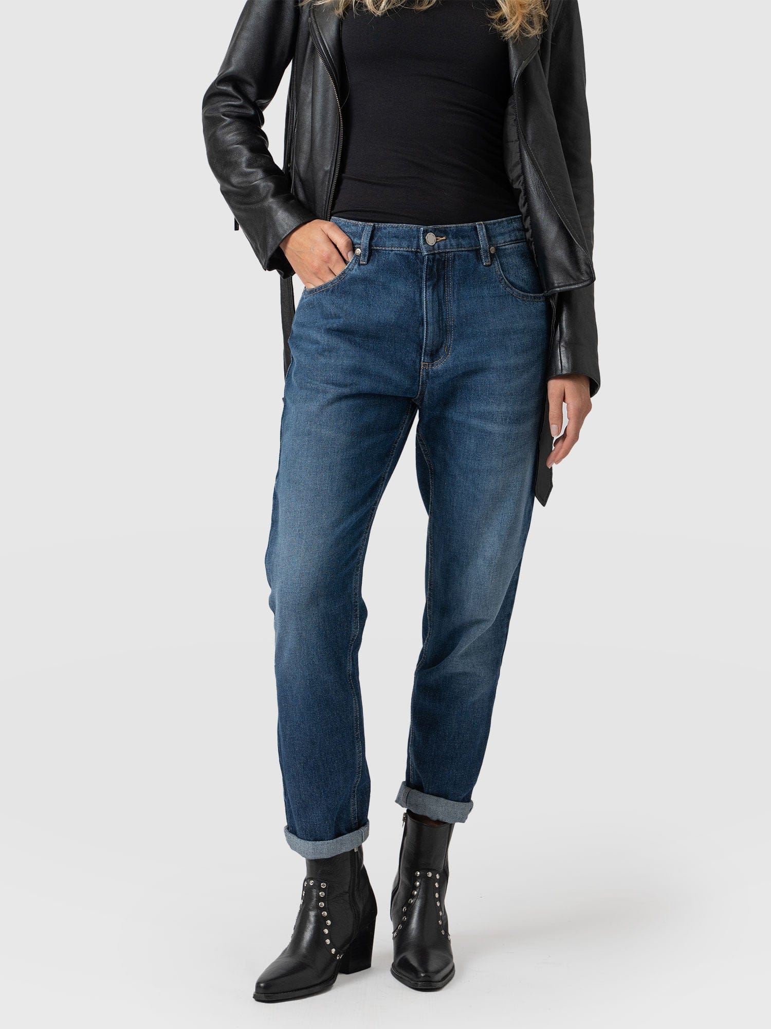 Boyfriend Jeans Mid Blue - Women's Jeans | Saint + Sofia® USA