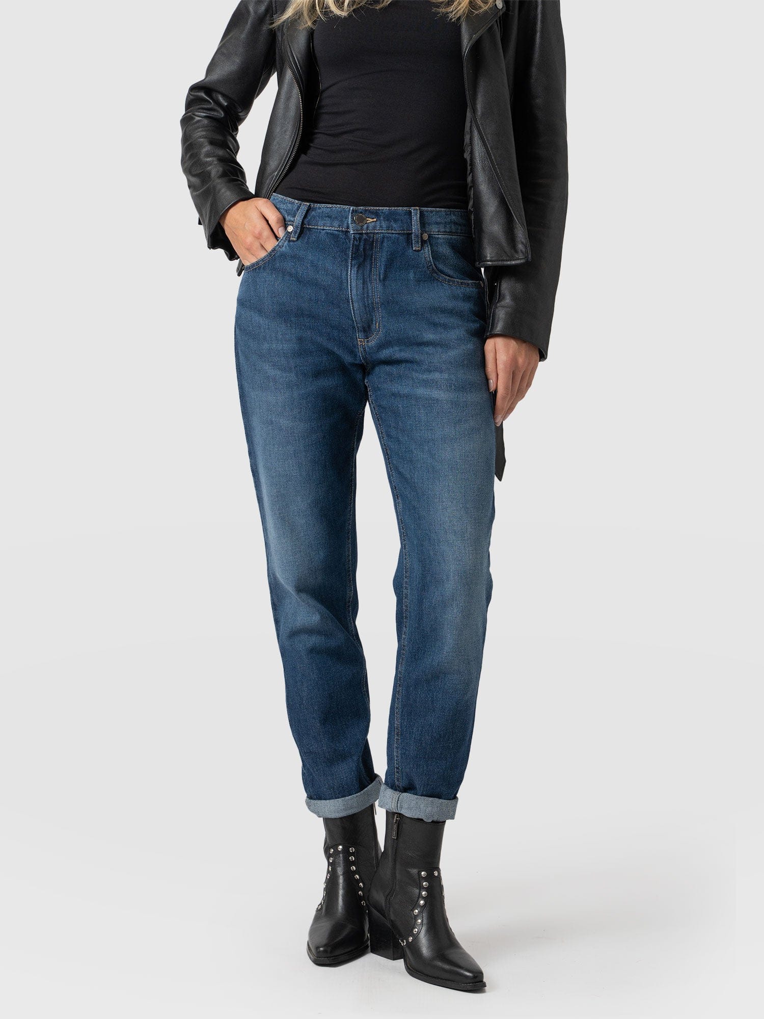 Boyfriend Jeans Mid Blue - Women's Jeans | Saint + Sofia® USA