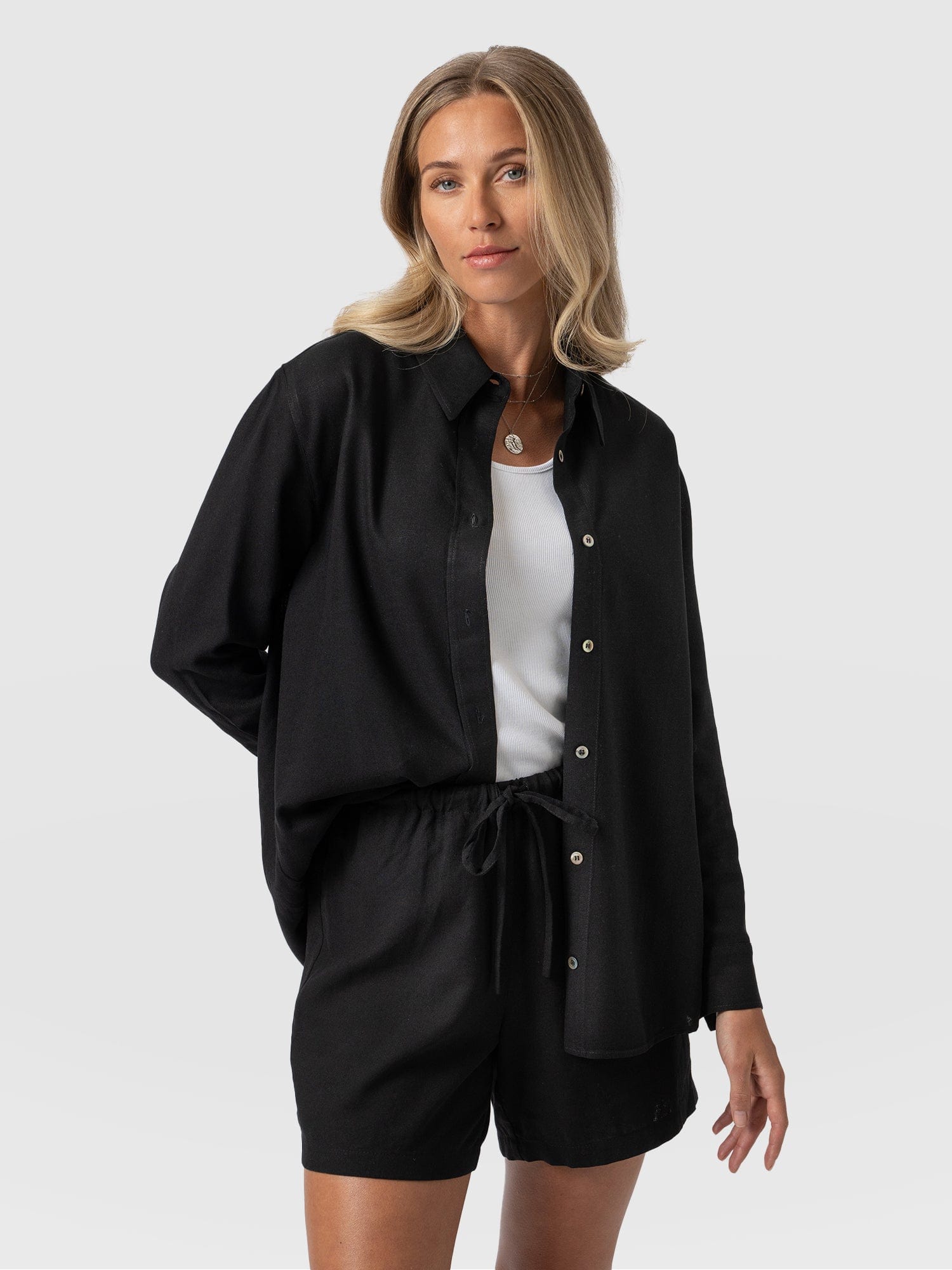 Boyfriend Shirt Black - Women's Linen Shirts | Saint + Sofia® USA