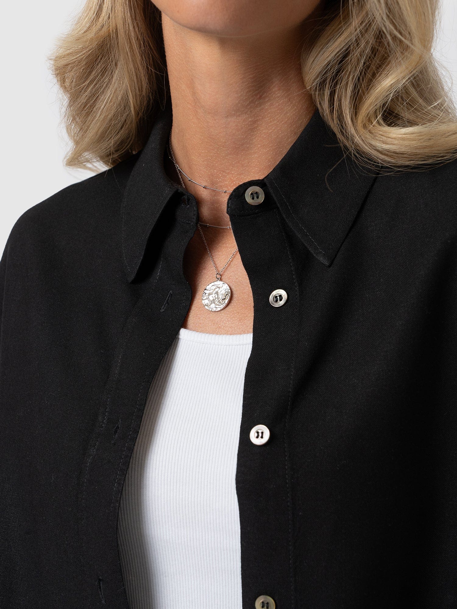 Boyfriend Shirt Black - Women's Linen Shirts | Saint + Sofia® USA