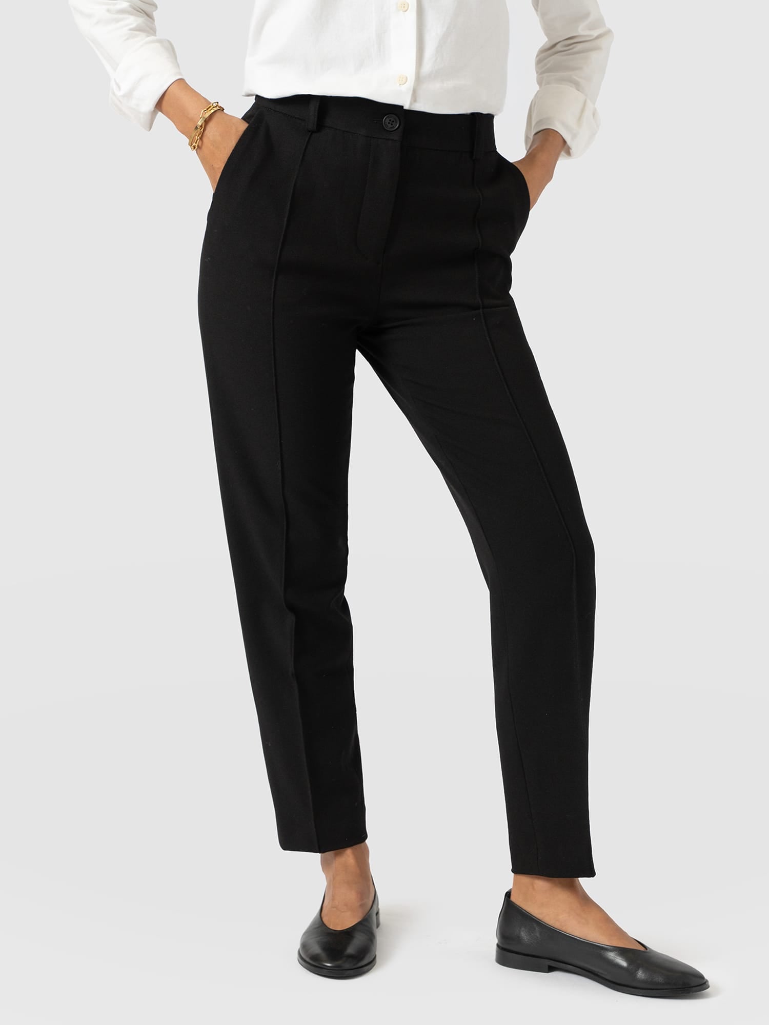 Cambridge Tapered Pant - Black - Women's Trouserss | Saint and Sofia® USA