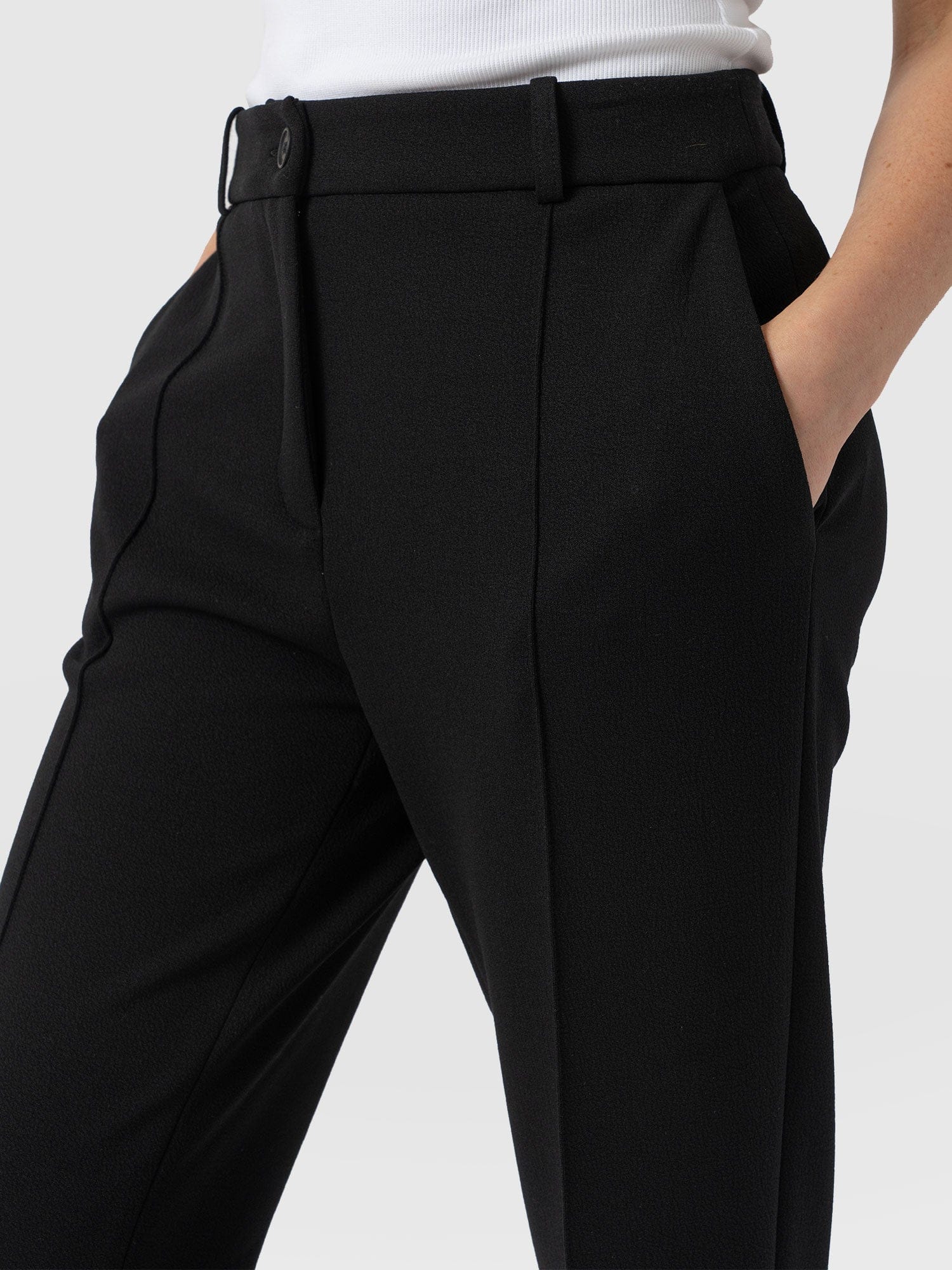 Cambridge Tapered Pant - Black - Women's Trouserss | Saint + Sofia® USA