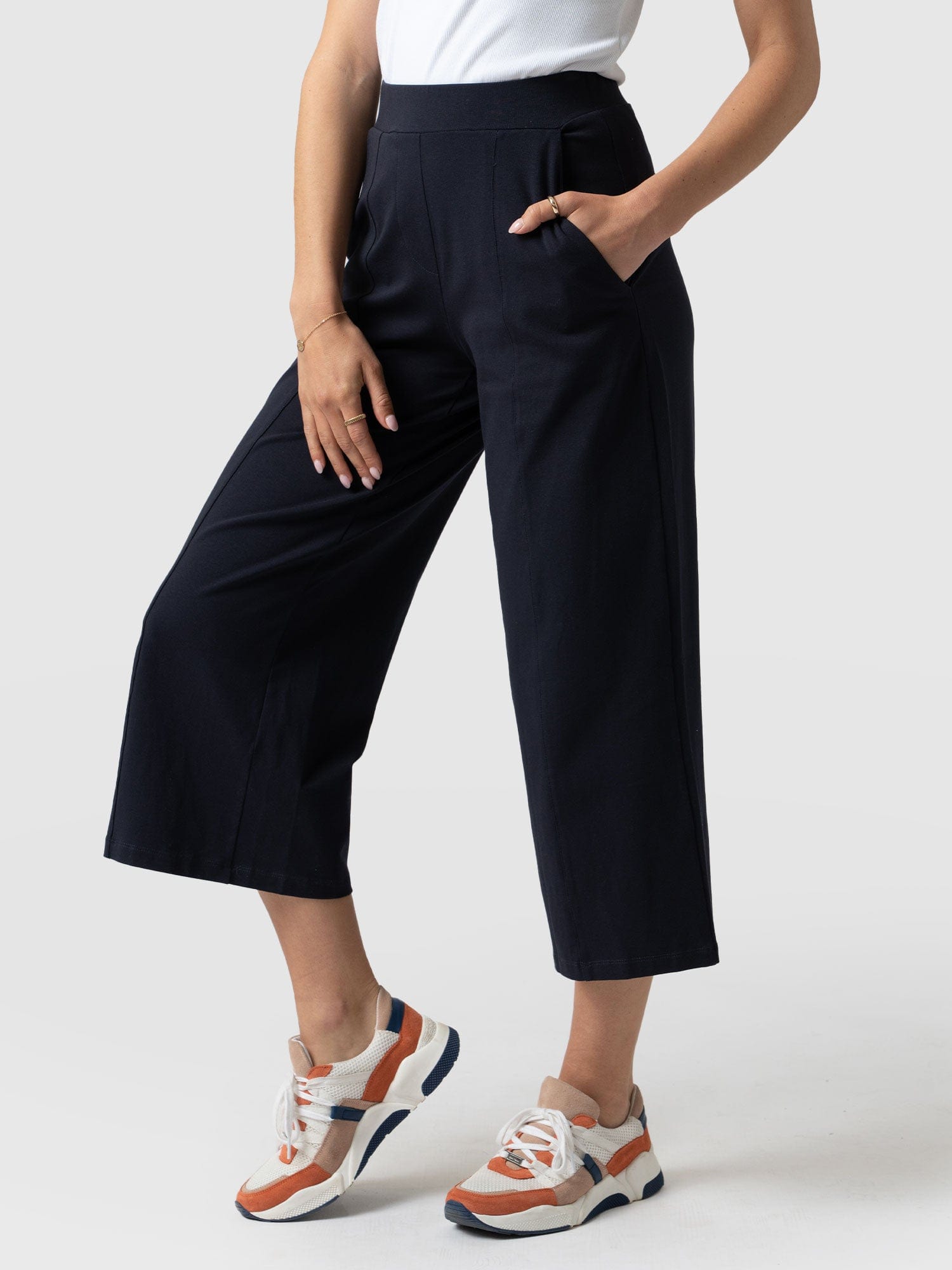 Cara Wide Leg Culotte Navy - Women's Culottes | Saint + Sofia® USA