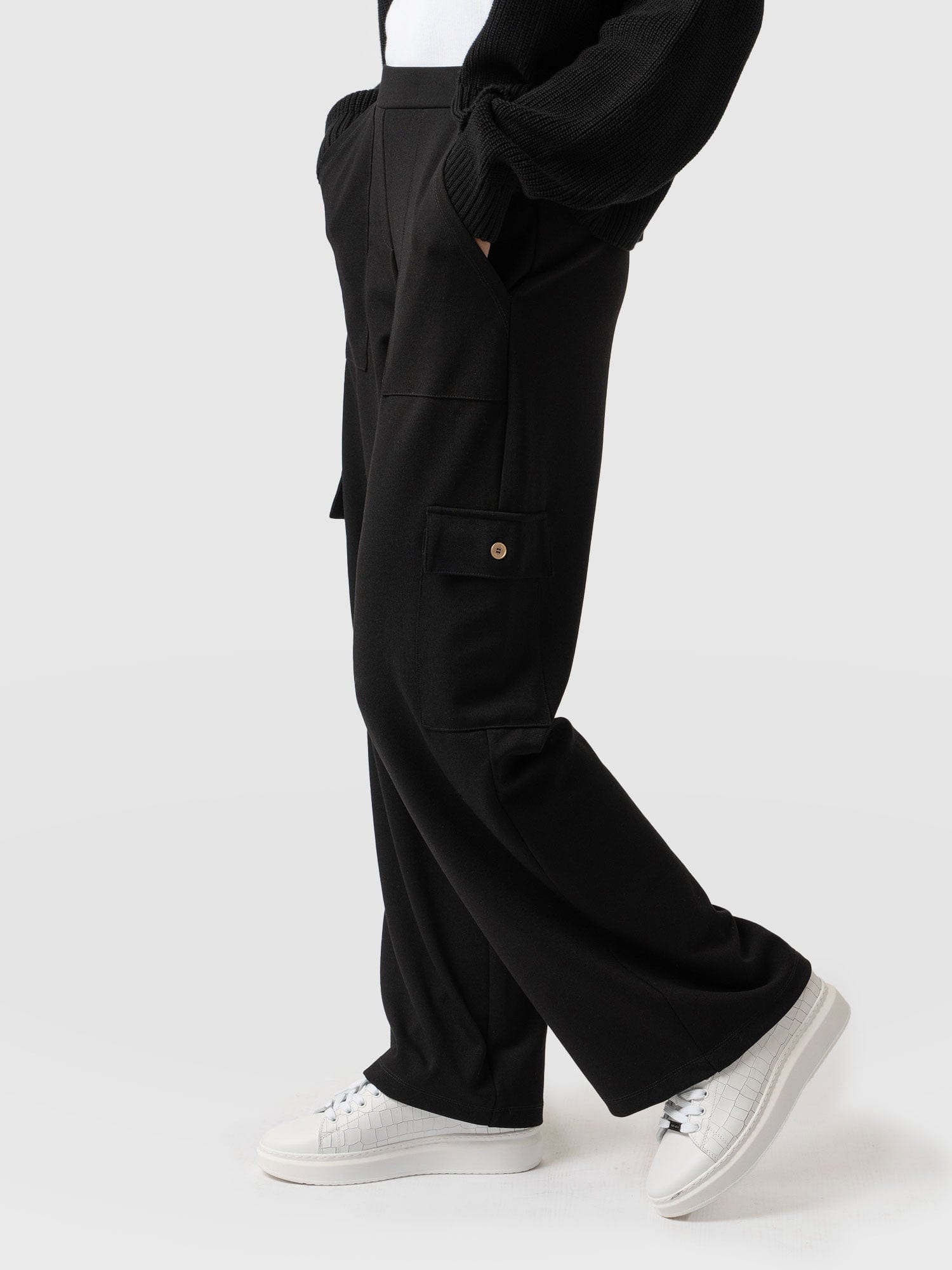 Cargo Chelsea Wide Leg Pant Black  - Women's Pants | Saint + Sofia® USA