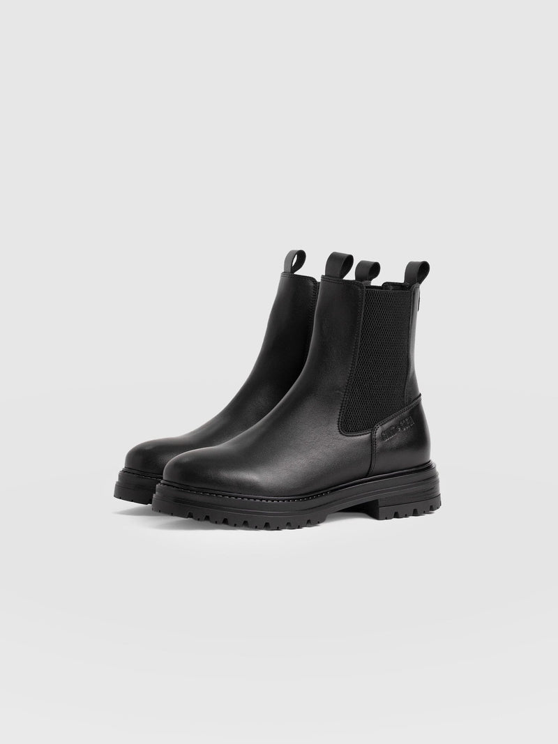 Carnaby Chelsea Boot Black - Women's Leather Boots | Saint + Sofia® US