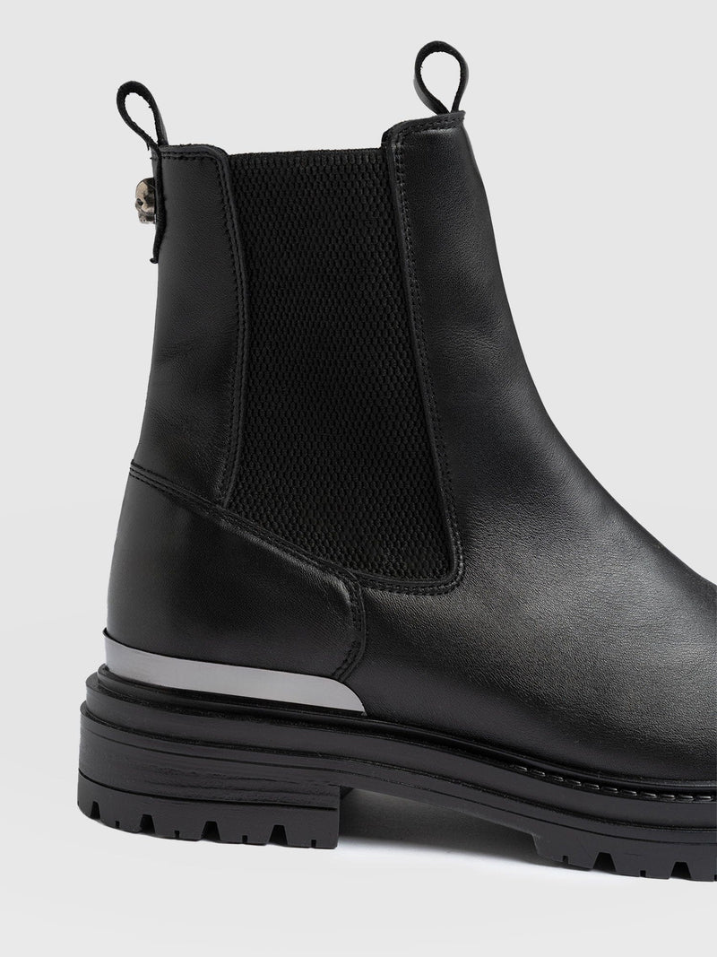 Carnaby Chelsea Boot Black - Women's Leather Boots | Saint + Sofia® US