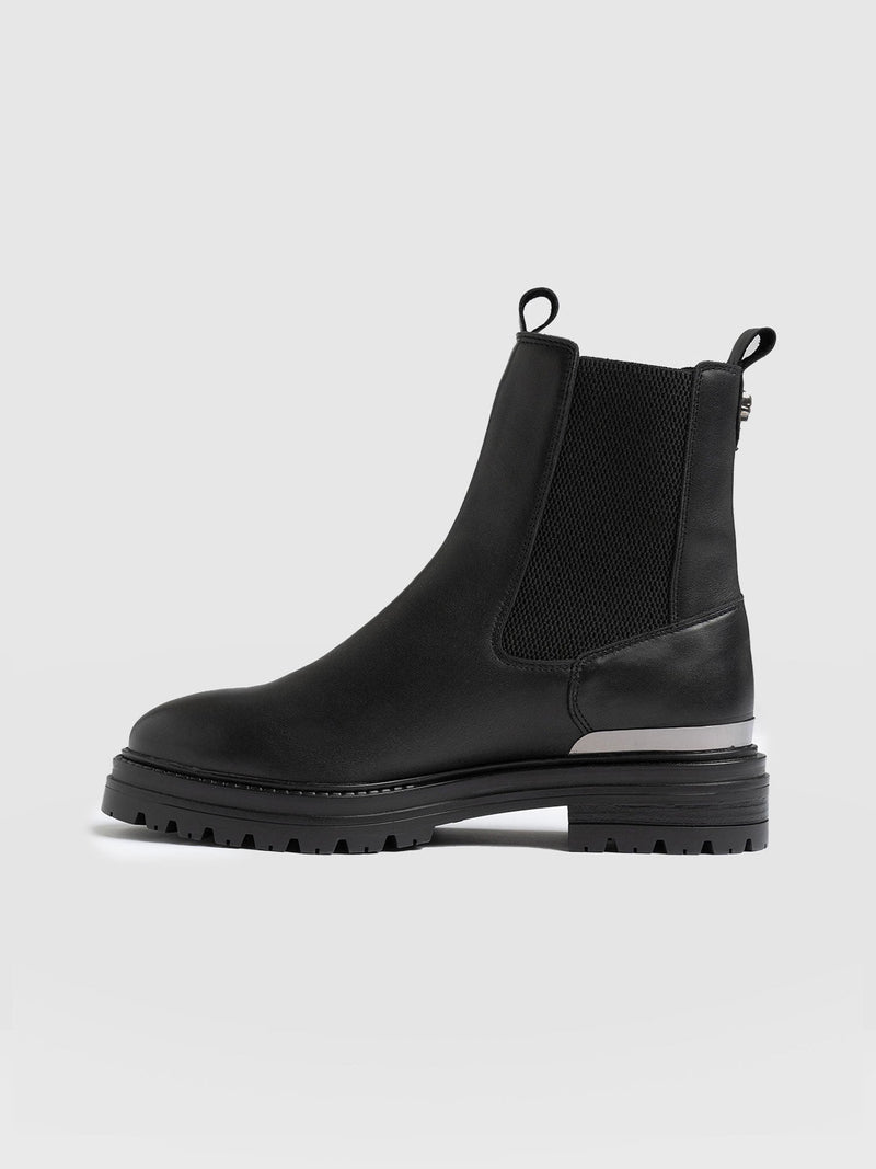 Carnaby Chelsea Boot Black - Women's Leather Boots | Saint + Sofia® US