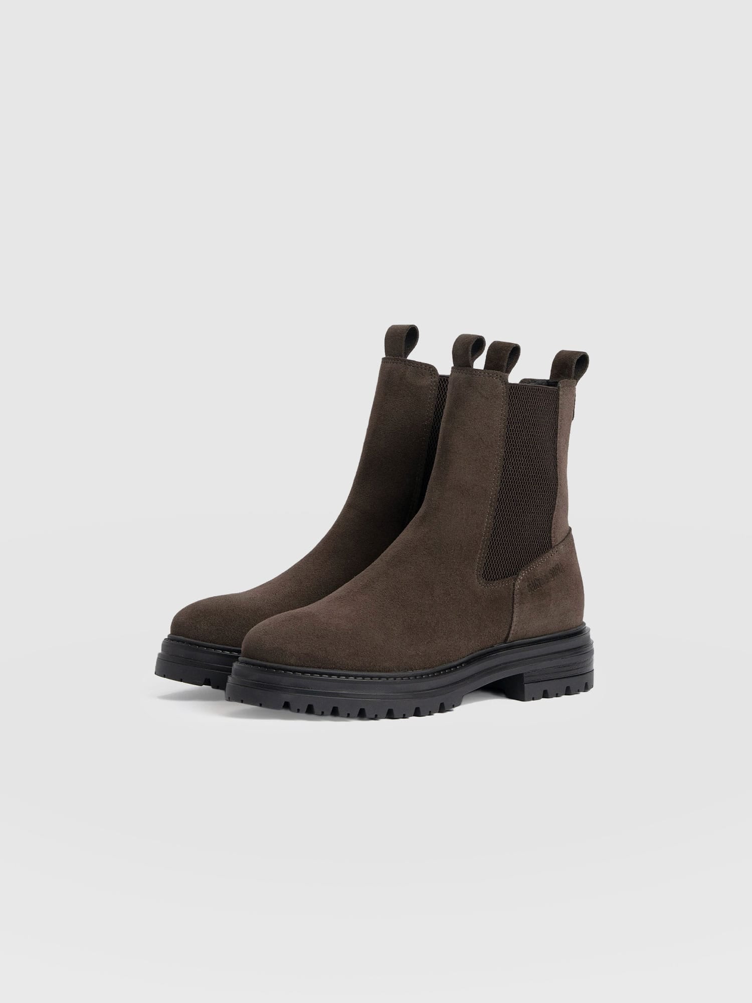 Carnaby Chelsea Boot - Chocolate Suede - Women's Shoes | Saint + Sofia® USA