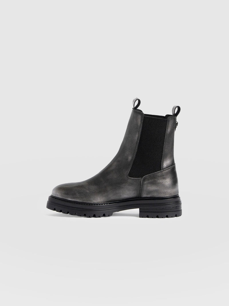 Carnaby Chelsea Boot - Gunmetal - Women's Shoes | Saint + Sofia® USA