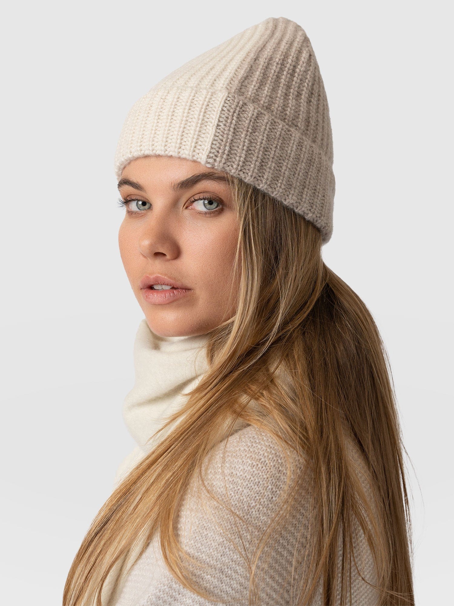 Cashmere Beanie Cream/Beige - Women's Hats | Saint + Sofia® USA