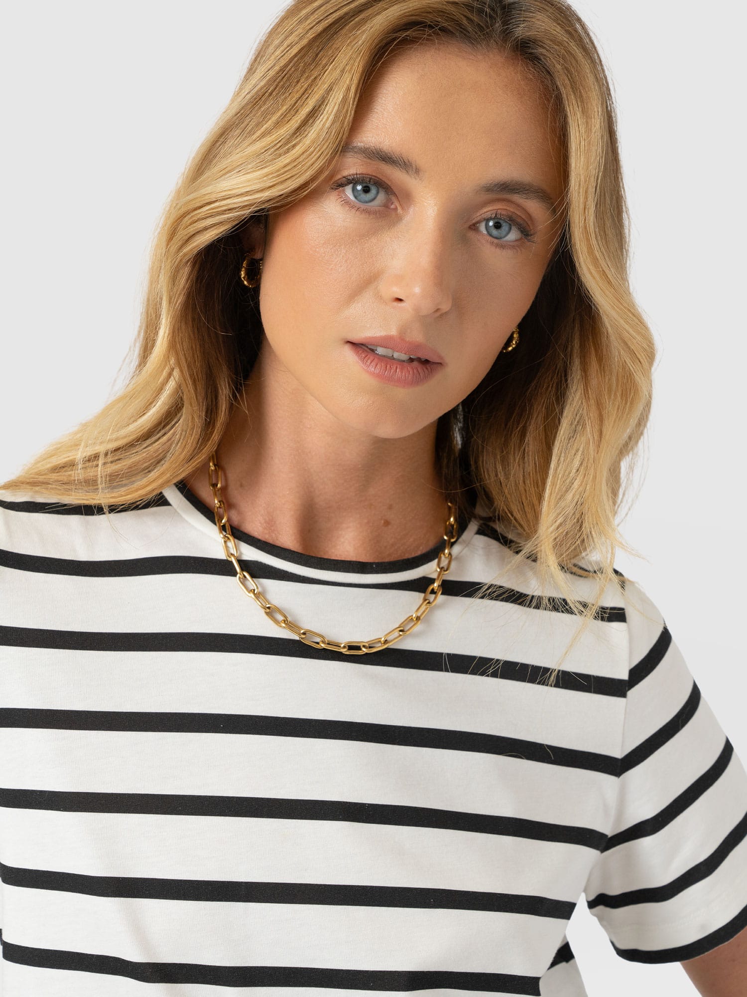 Chelsea Crew Neck Tee - Black Stripe - Women's T-shirts | Saint + Sofia® USA