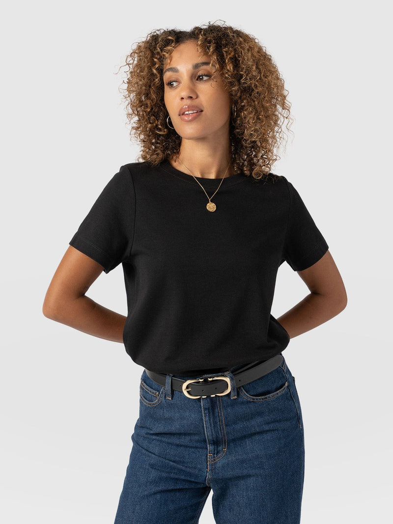 Chelsea Crew Neck Tee Black - Women's T-Shirts | Saint + Sofia® US