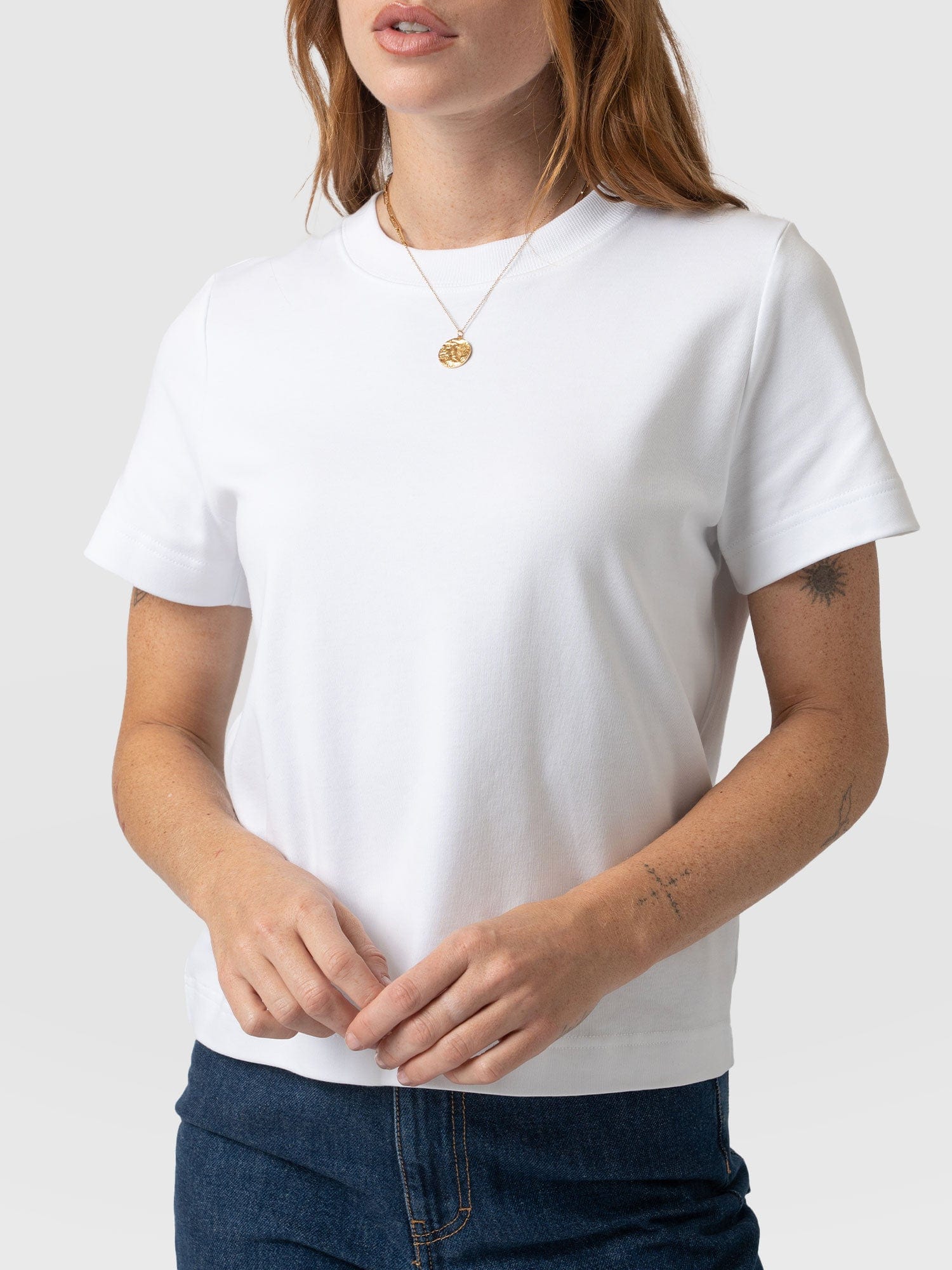 Chelsea Crew Neck Tee White - Women's T-Shirts | Saint + Sofia® USA