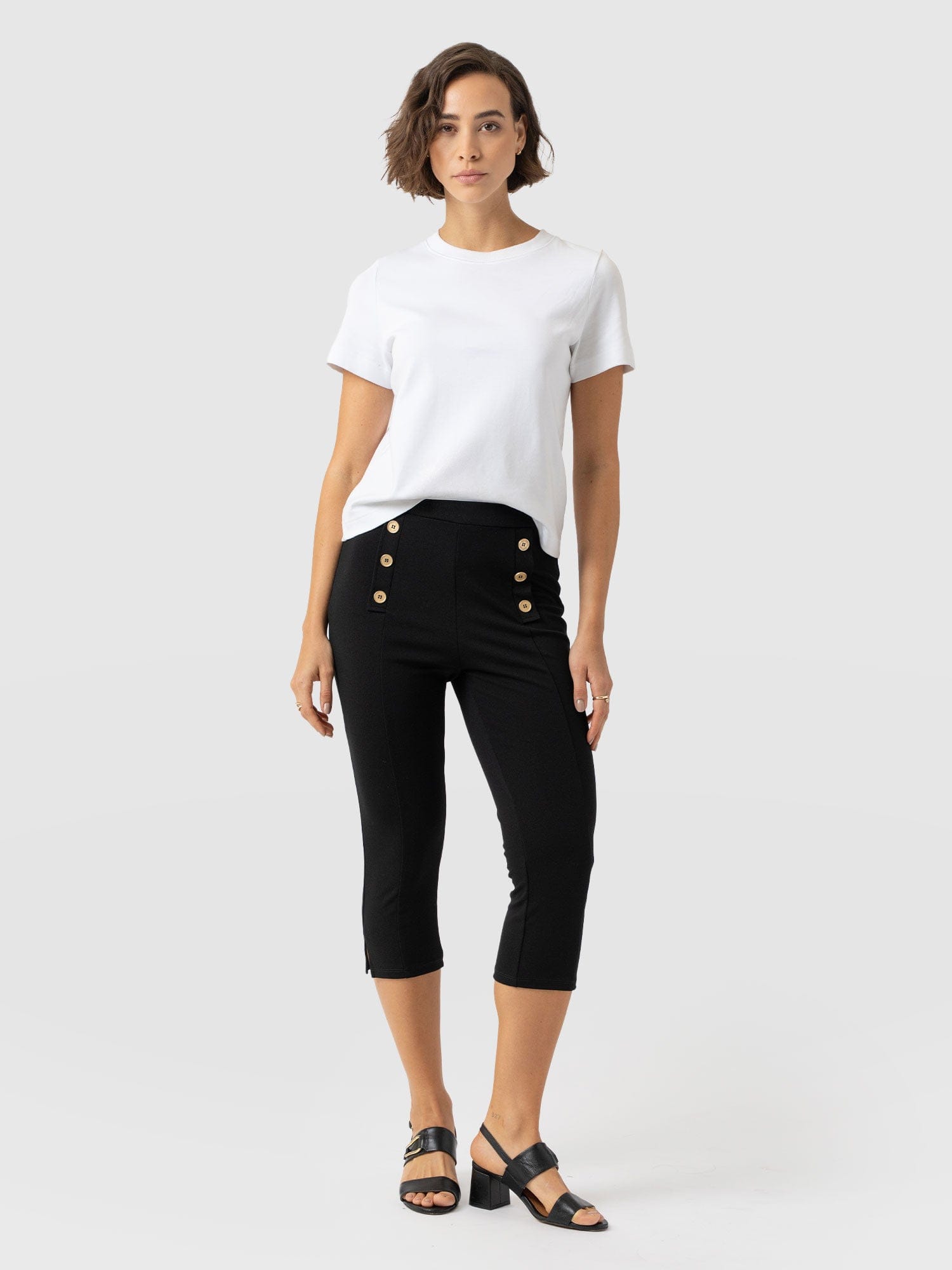 Chelsea Capri Legging - Black - Women's Trousers | Saint + Sofia® USA