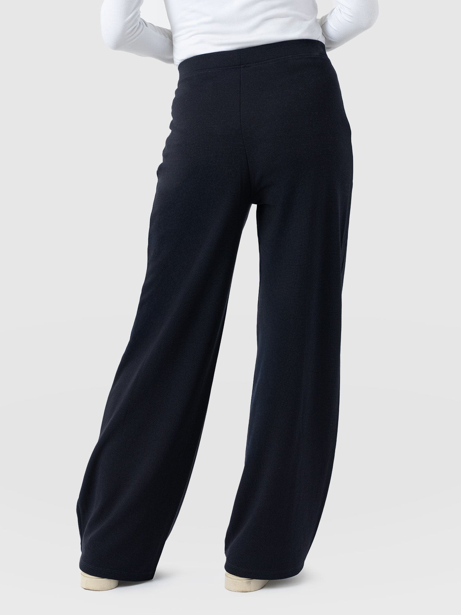 Chelsea Pant Navy Jersey - Women's Pants | Saint + Sofia® USA