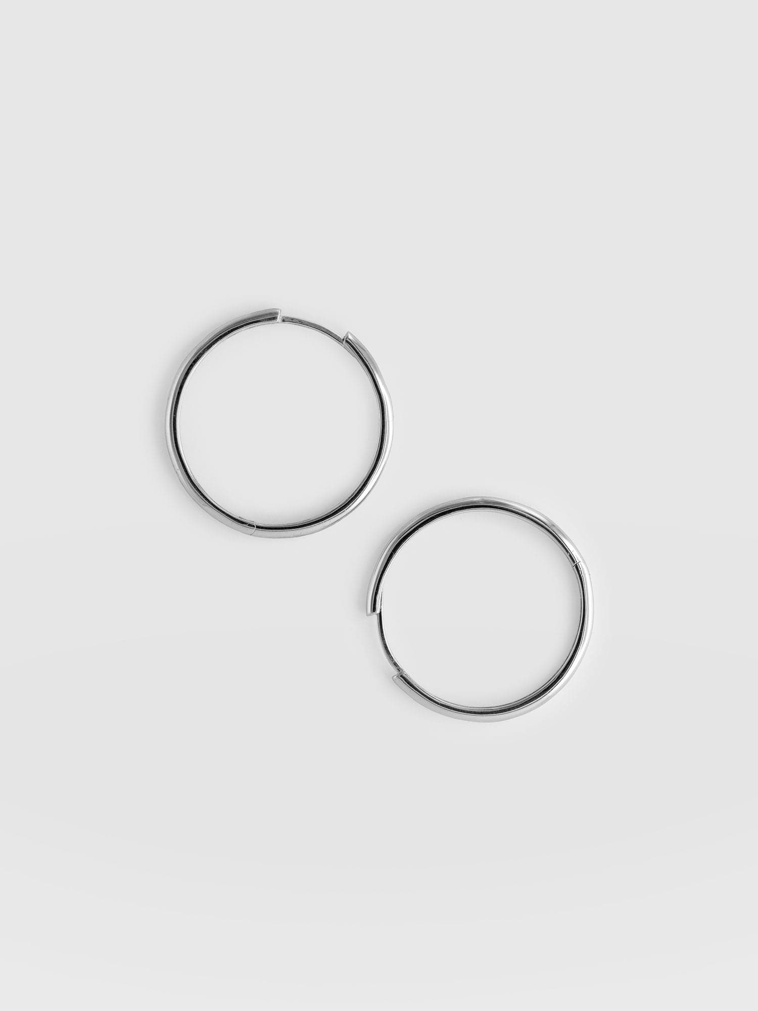 Classic Hoop Earrings Silver - Women's Jewellery | Saint + Sofia® USA
