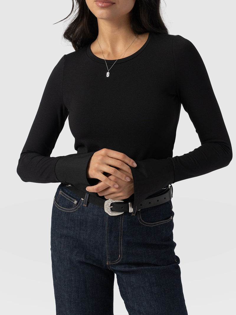 Connie Cuff Tee Black - Women's Tops | Saint + Sofia® US