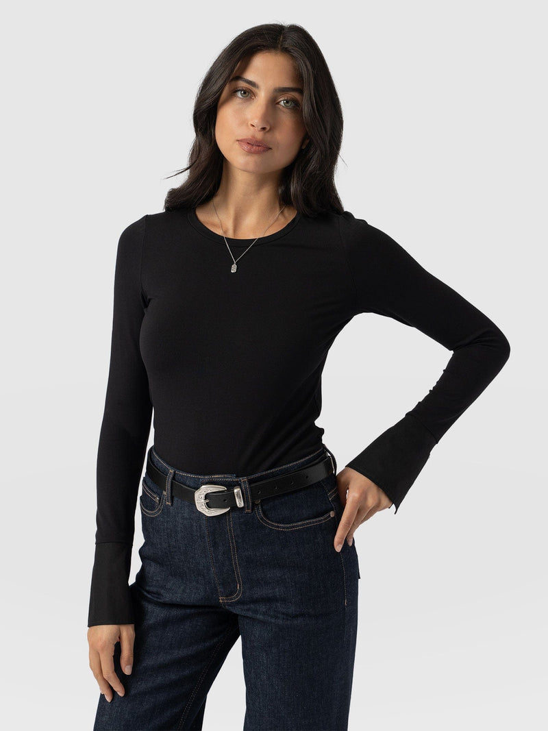 Connie Cuff Tee Black - Women's Tops | Saint + Sofia® US