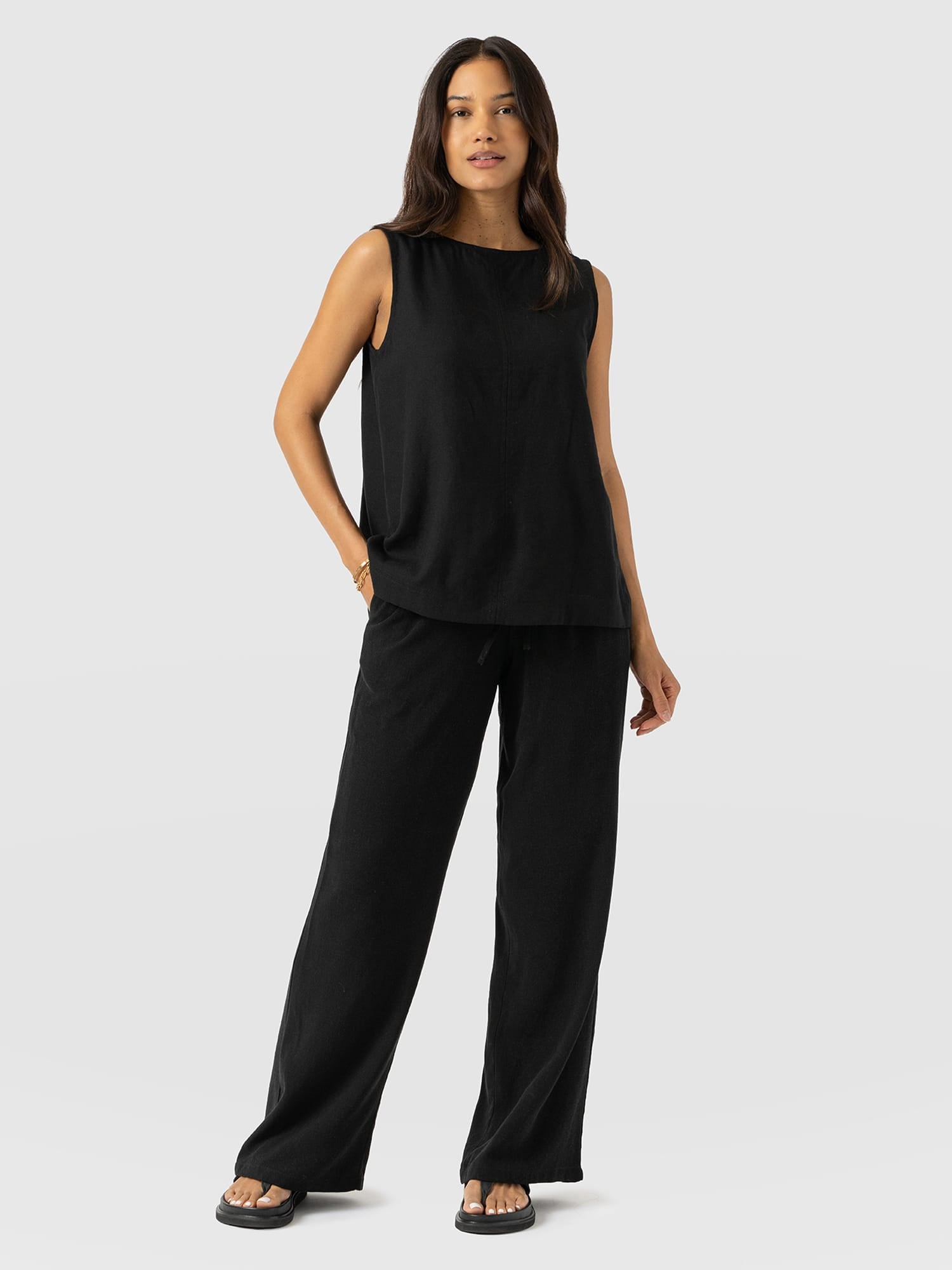 Corinne Pant Black - Women's Trousers | Saint + Sofia® USA