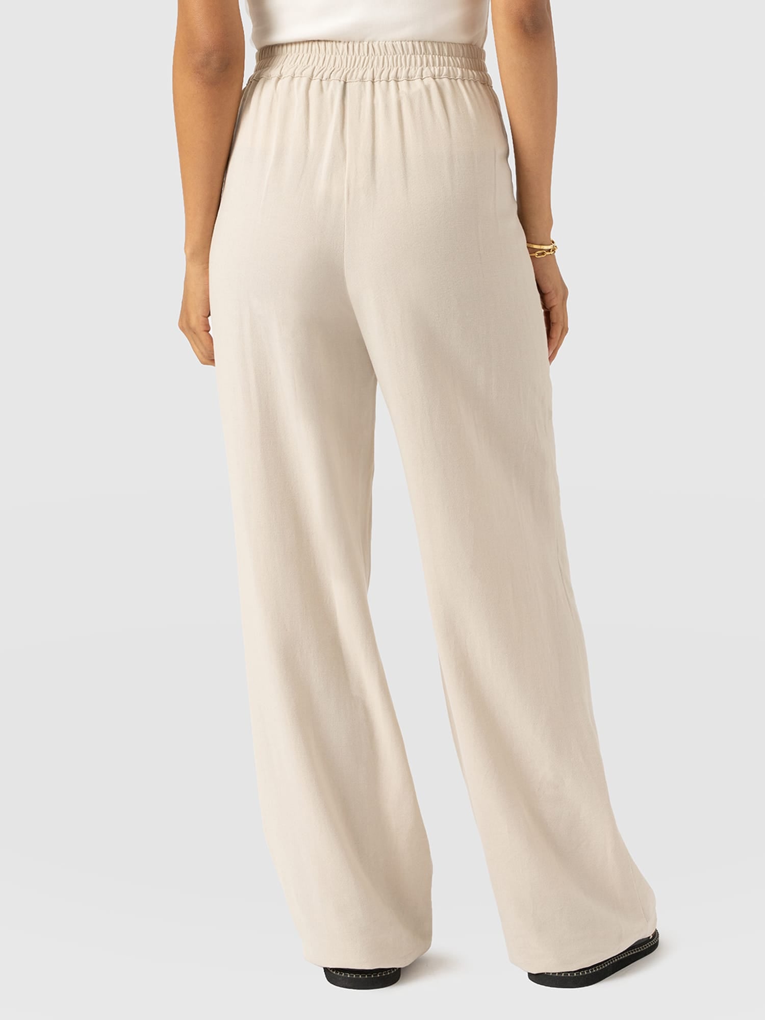 Corinne Wide Leg Linen Pant - Oatmeal - Women's Pants | Saint + Sofia® USA