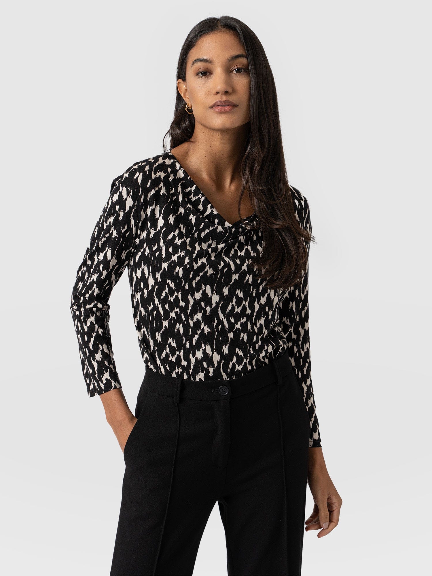 Cowl Neck Tee Eden Long Sleeve - Women's T-Shirts | Saint + Sofia® USA ...